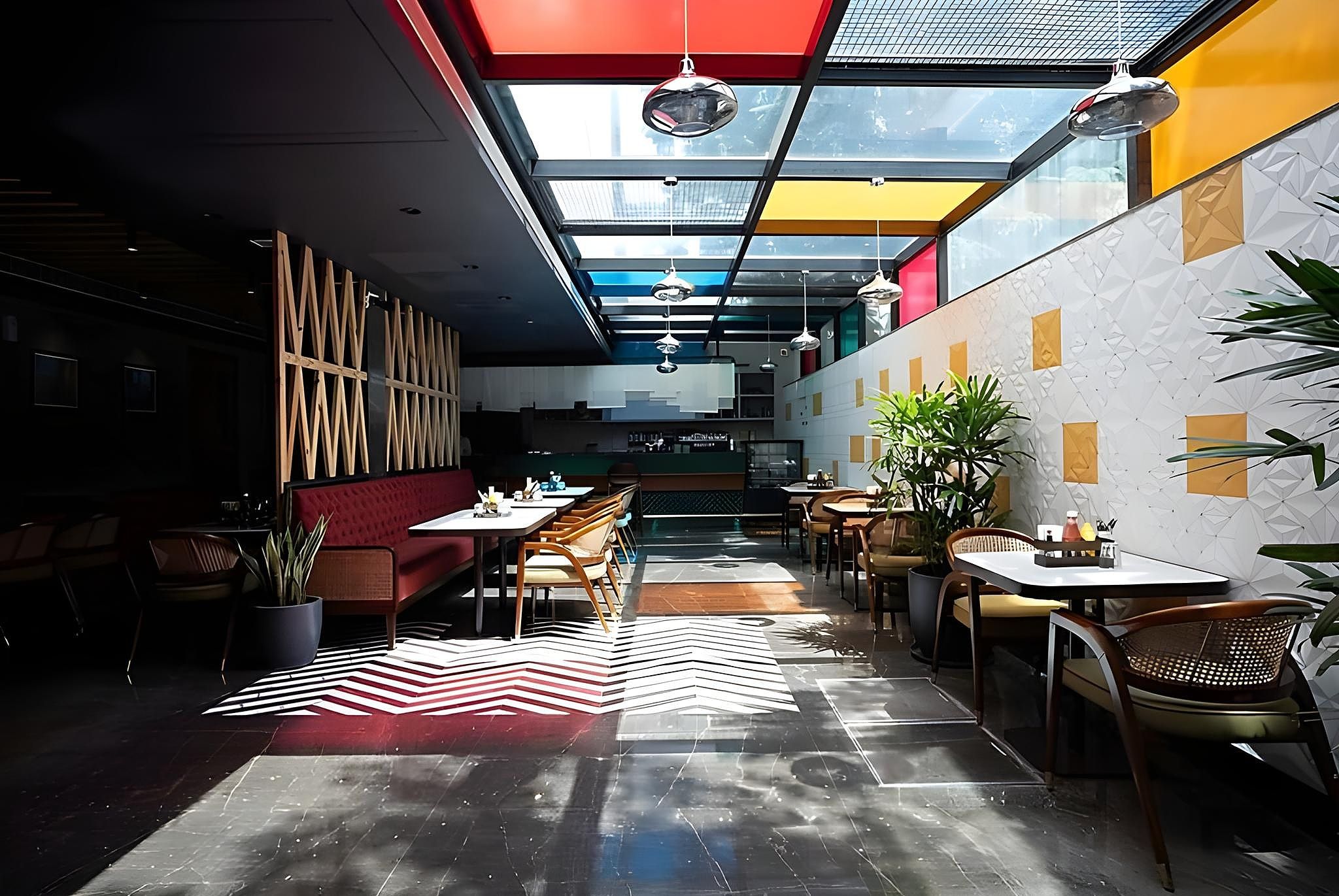 Food & Dining