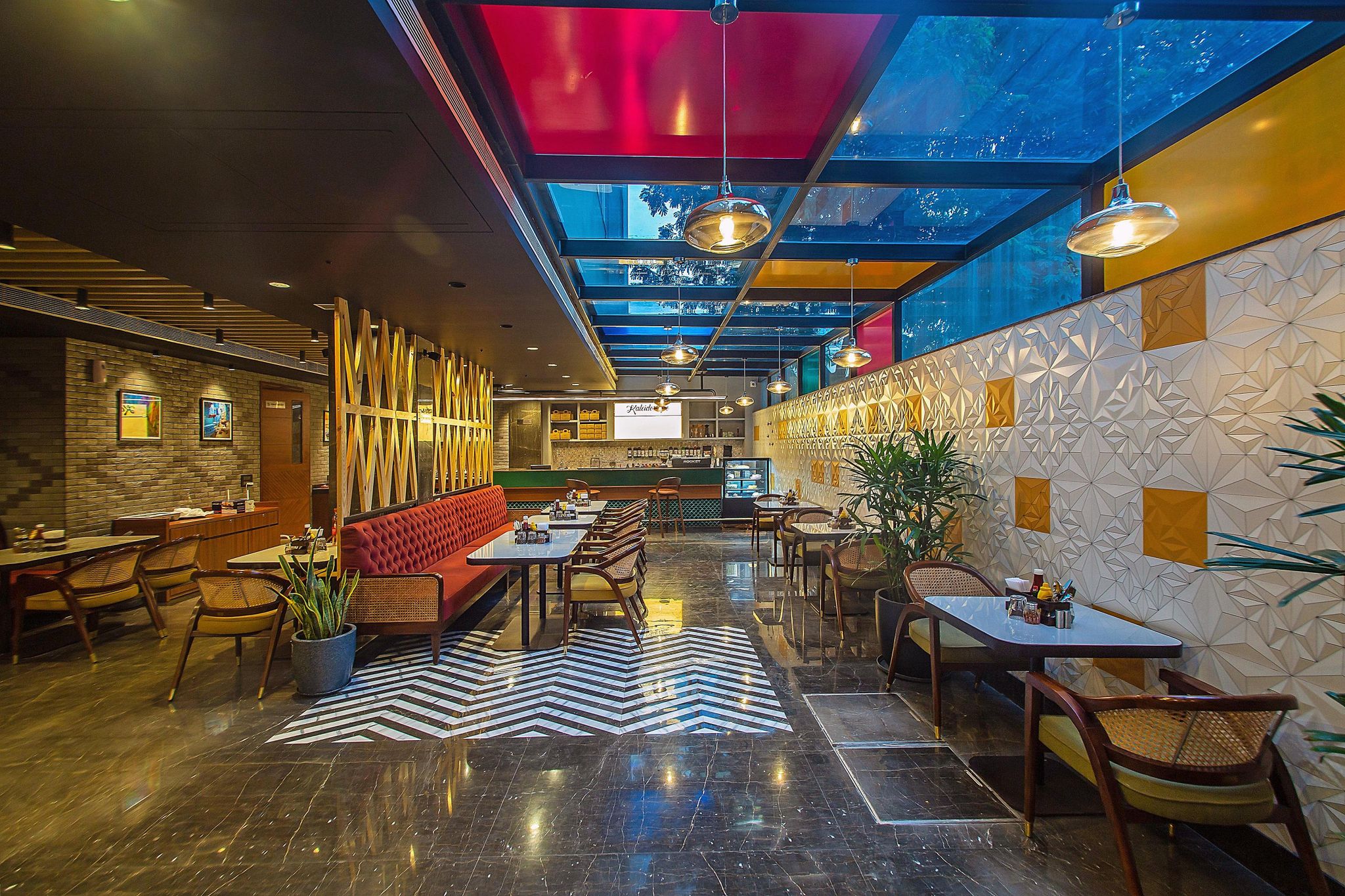 Food & Dining