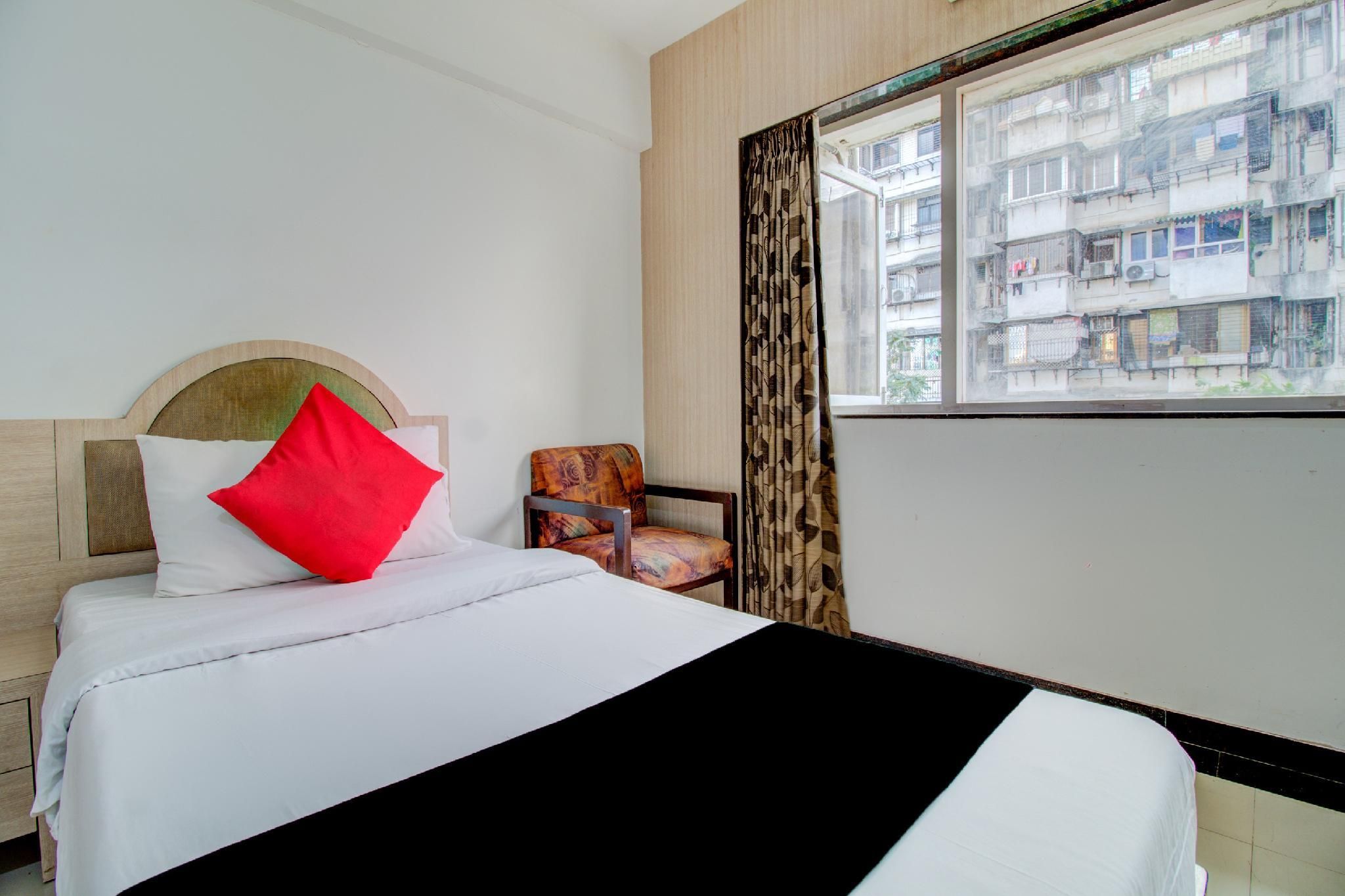 Capital O 76484 Hotel Balwas International