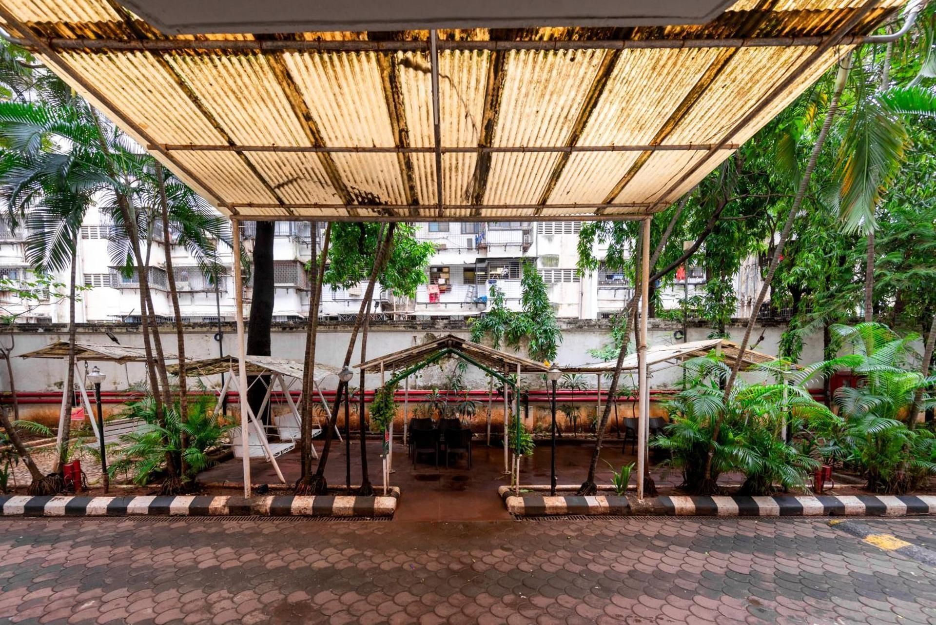 Capital O 76484 Hotel Balwas International