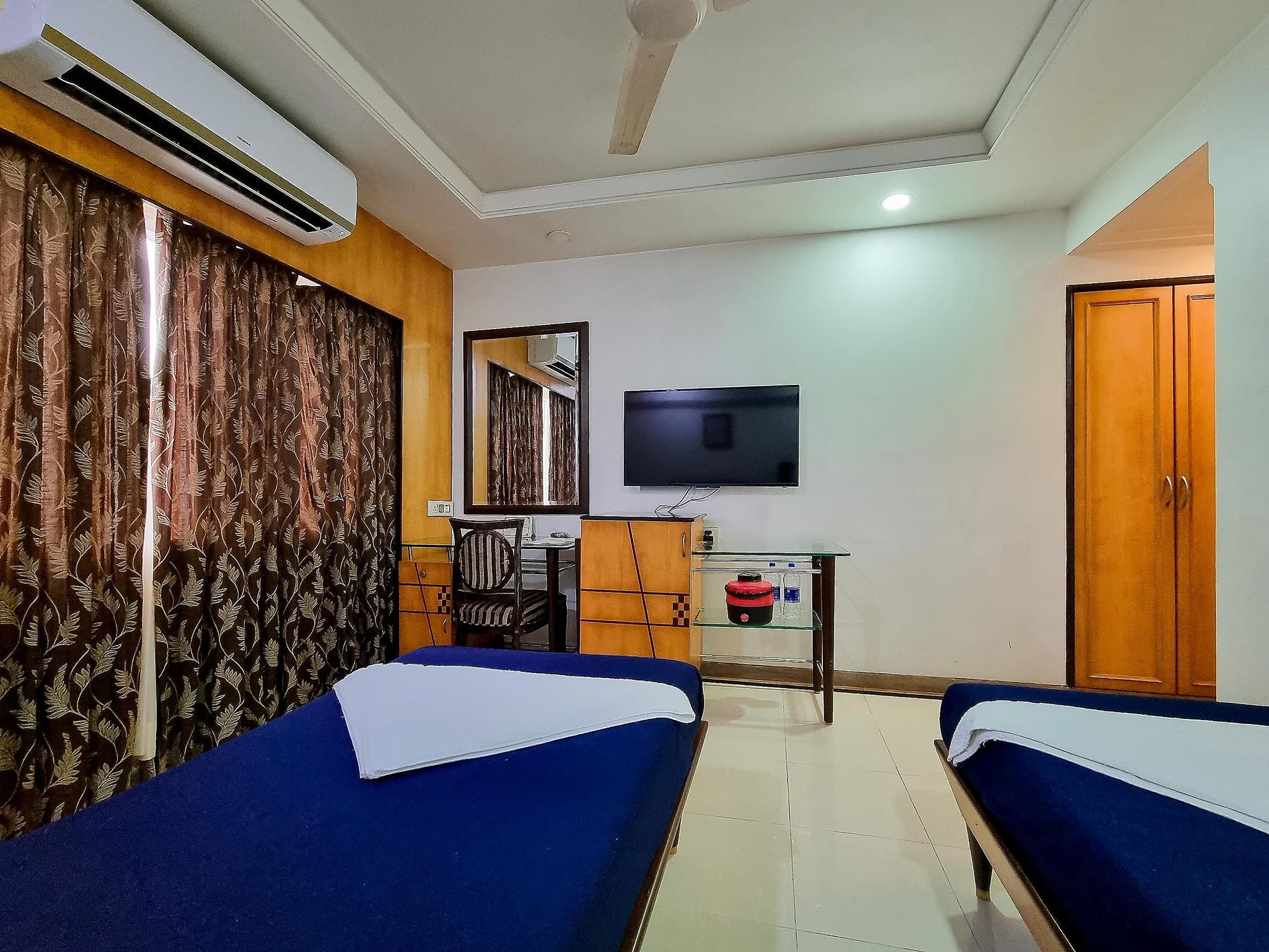 Capital O 76484 Hotel Balwas International