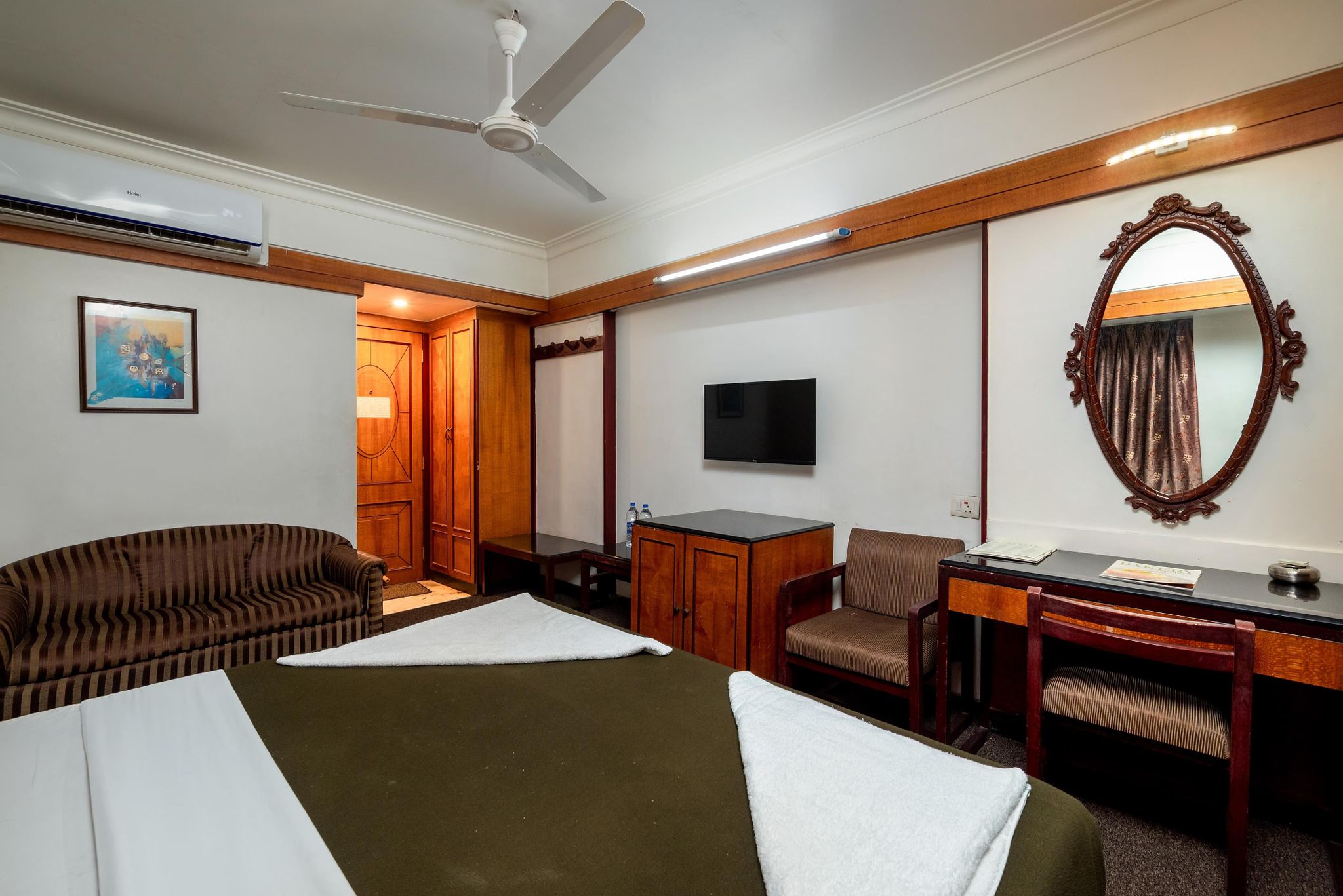 Capital O 76484 Hotel Balwas International