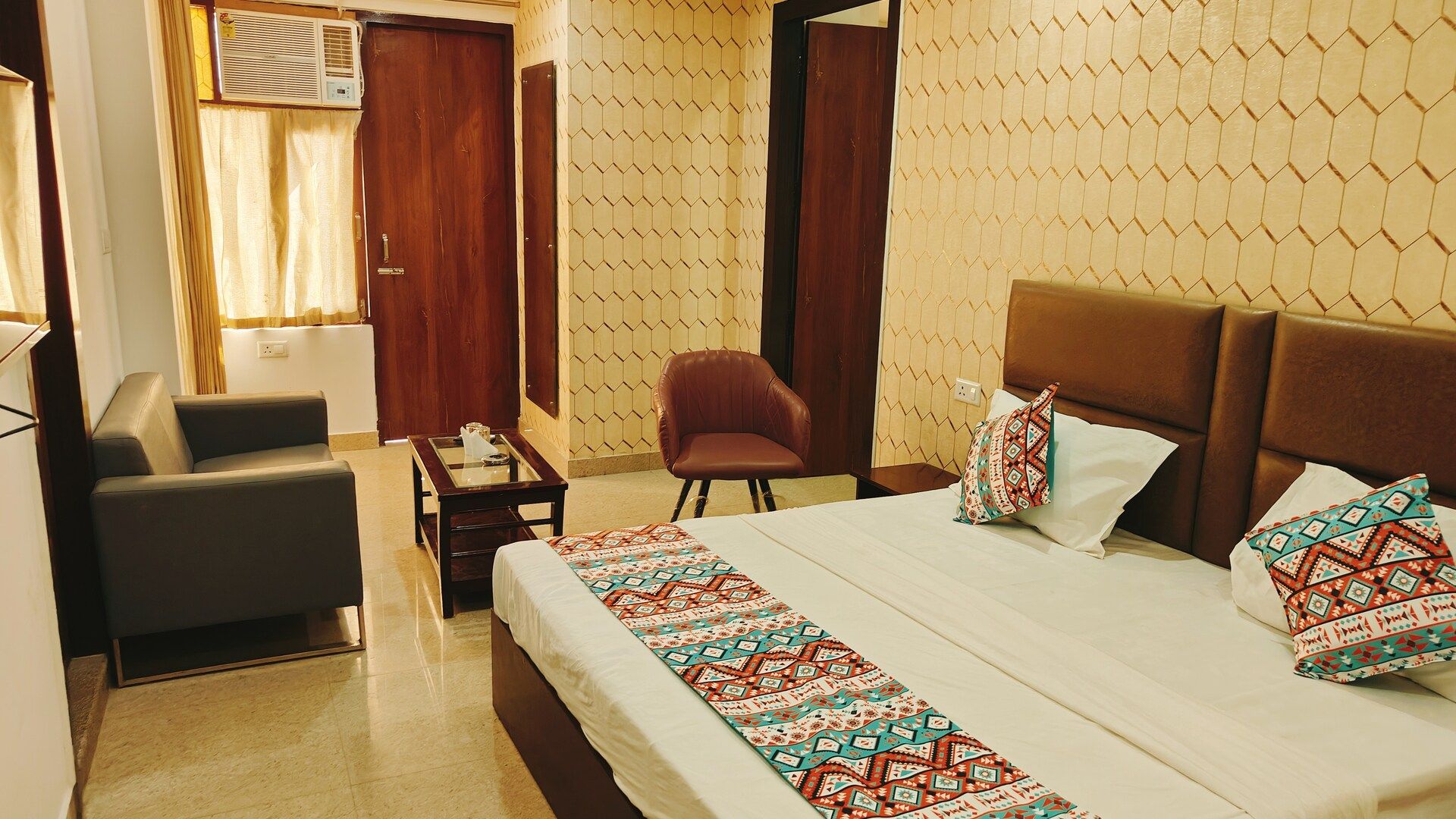 Quad Room