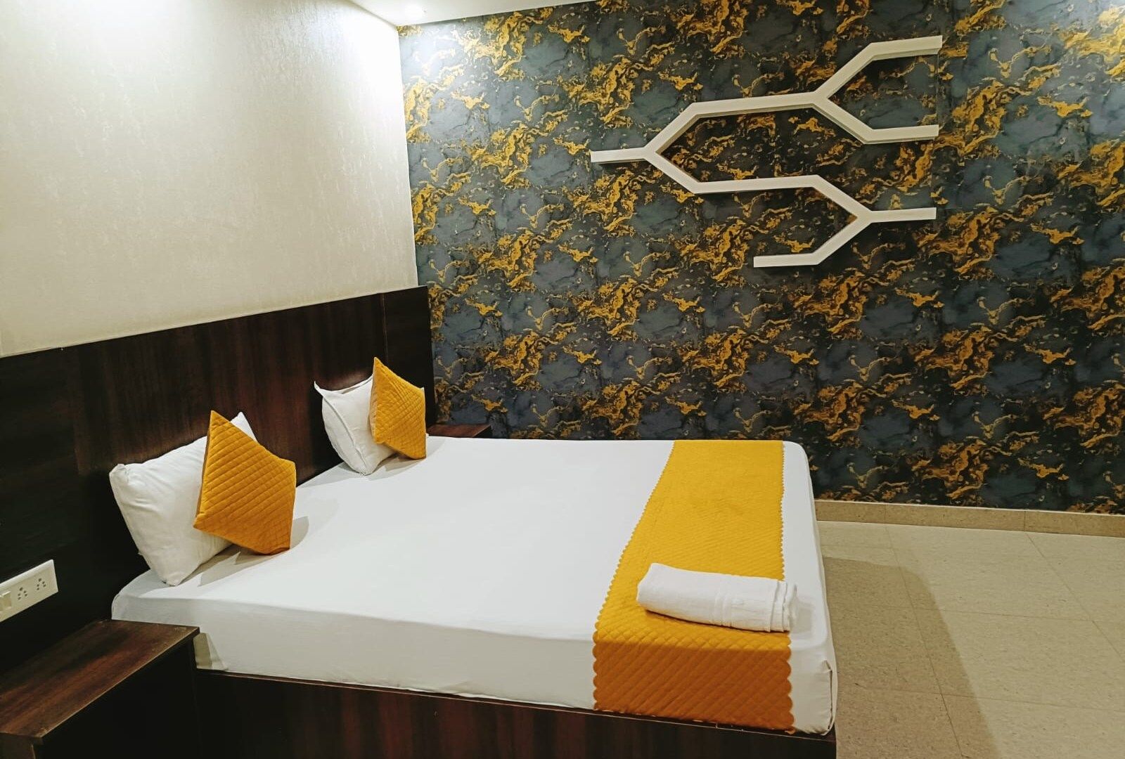Quad Room