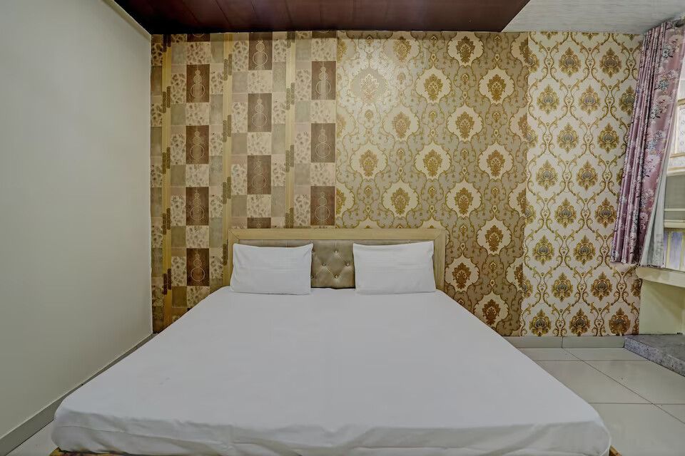 Hotel O by OYO Krishna Guest House & PG Classic 4