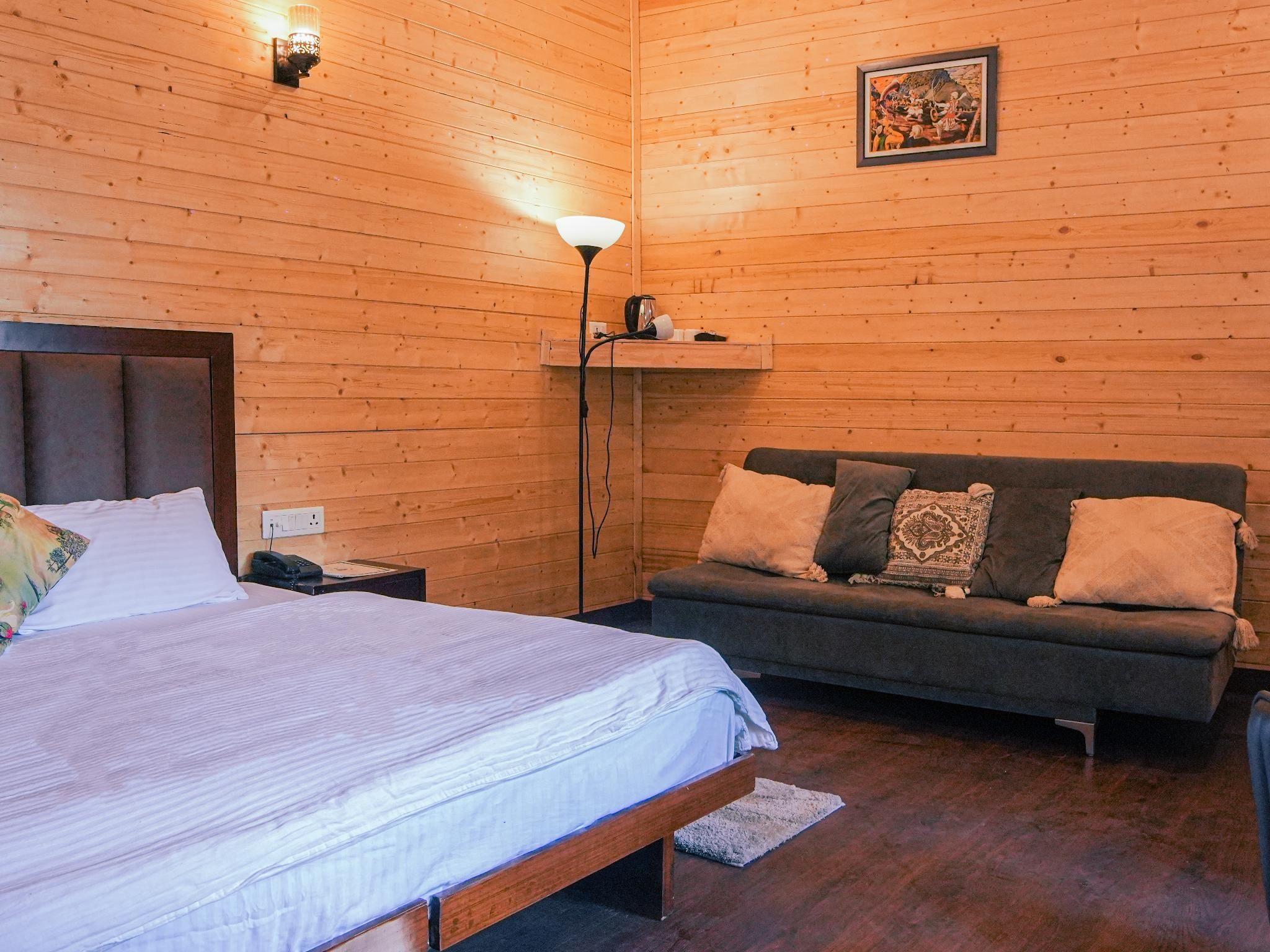 Forest View King Room