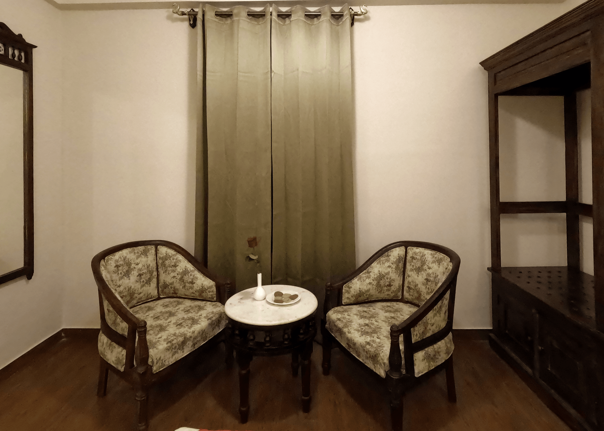  Chandra Raj Mahal Deluxe Room 7