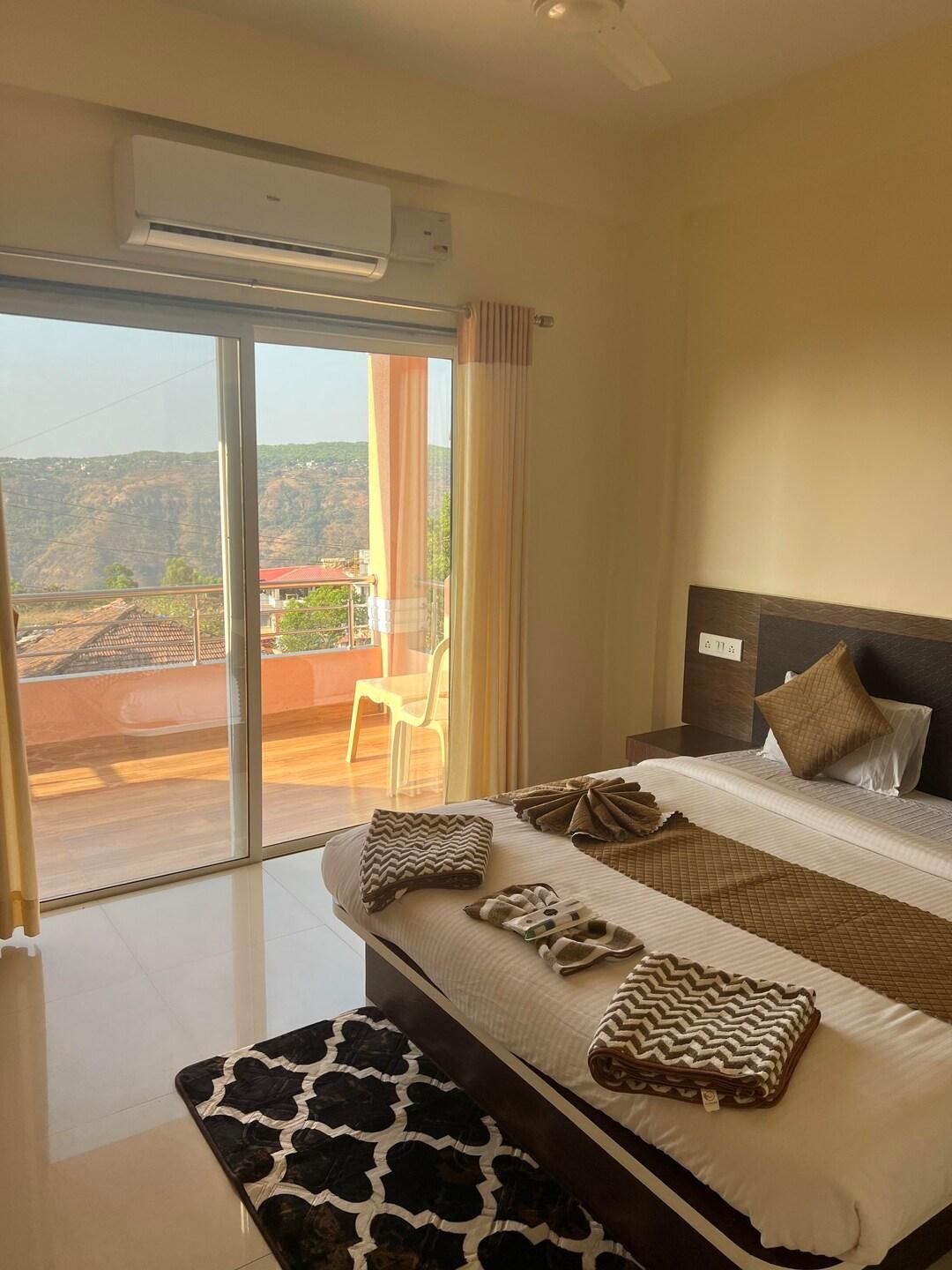 Super Deluxe Room with Balcony