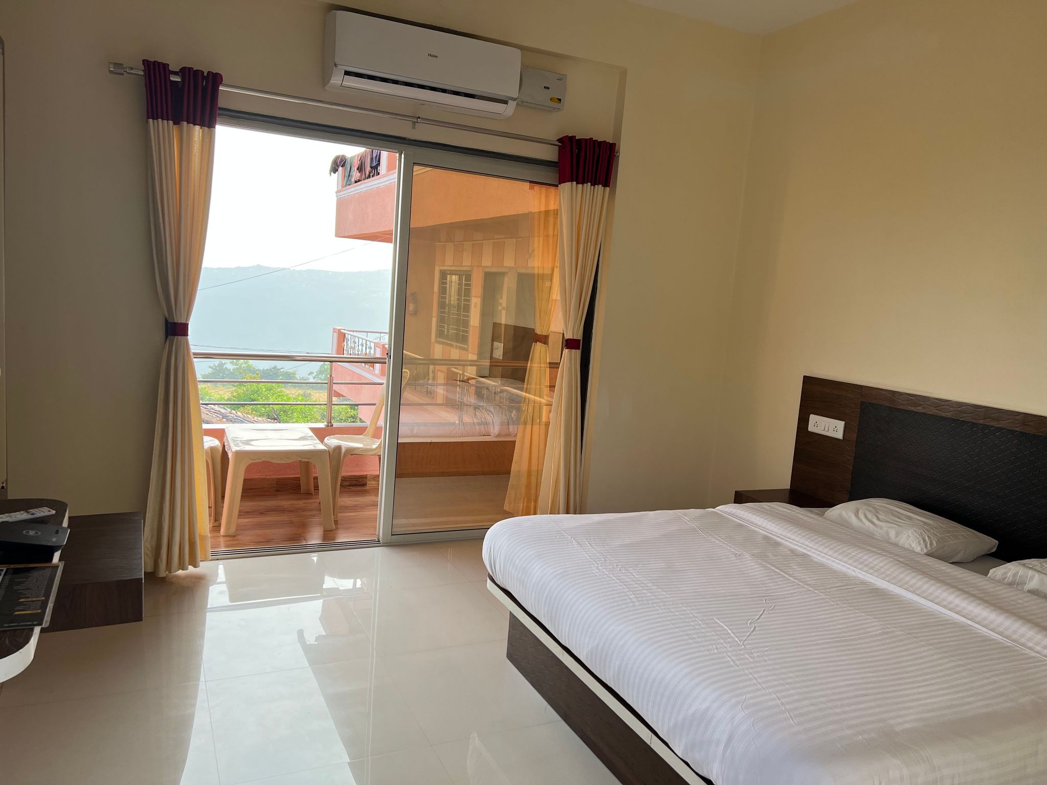 Super Deluxe Room With Balcony