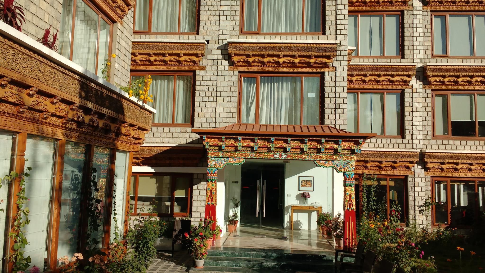 Hotel Sera Courtyard, Leh