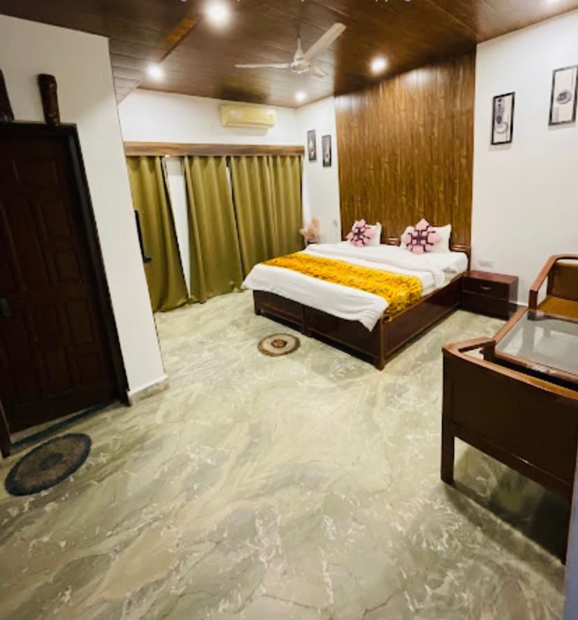 Super Deluxe Double Room