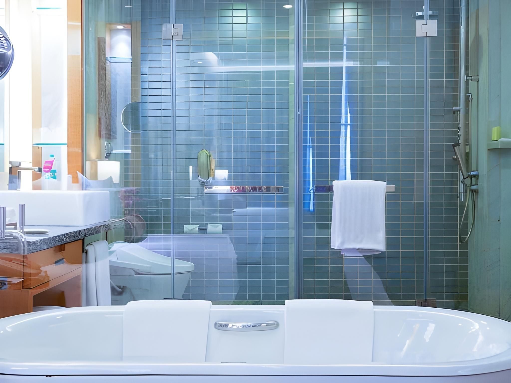 Deluxe Pool View 2 Twin Beds Non-Smoking