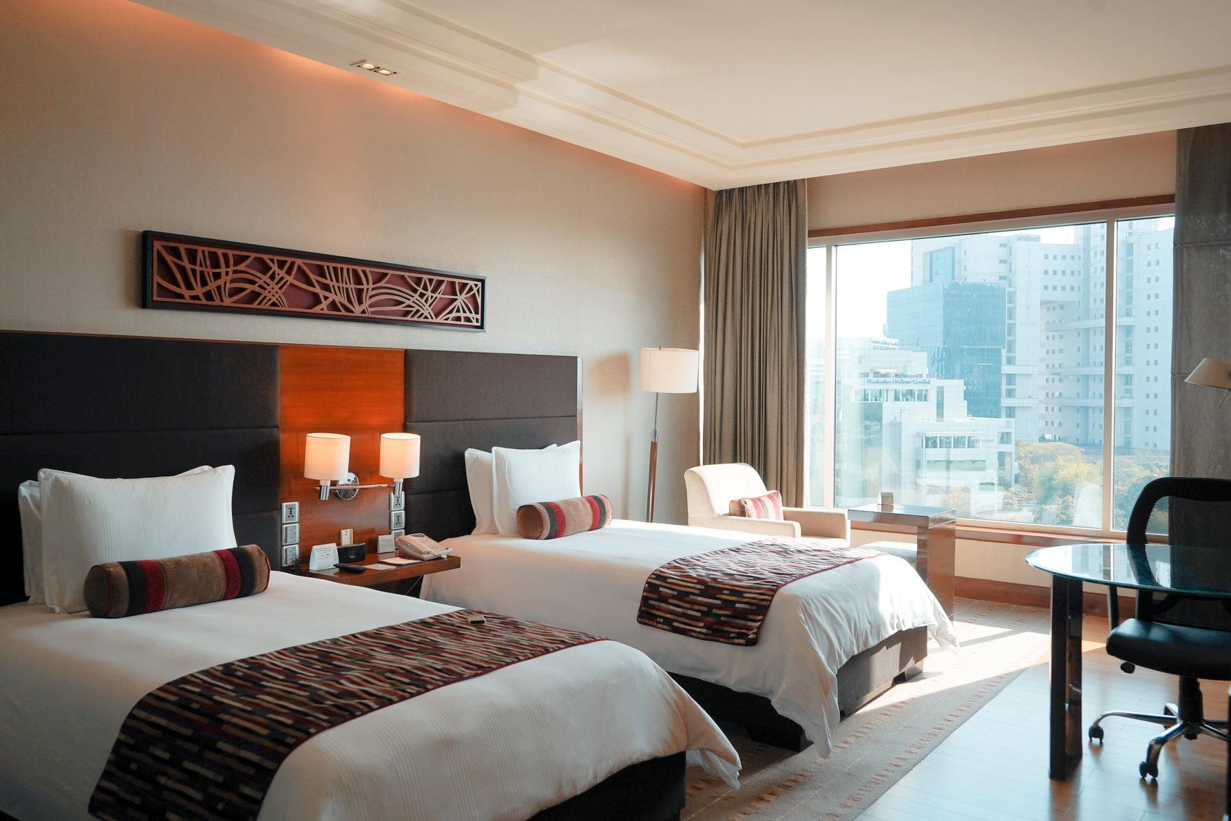 Deluxe Pool View 2 Twin Beds Non-Smoking