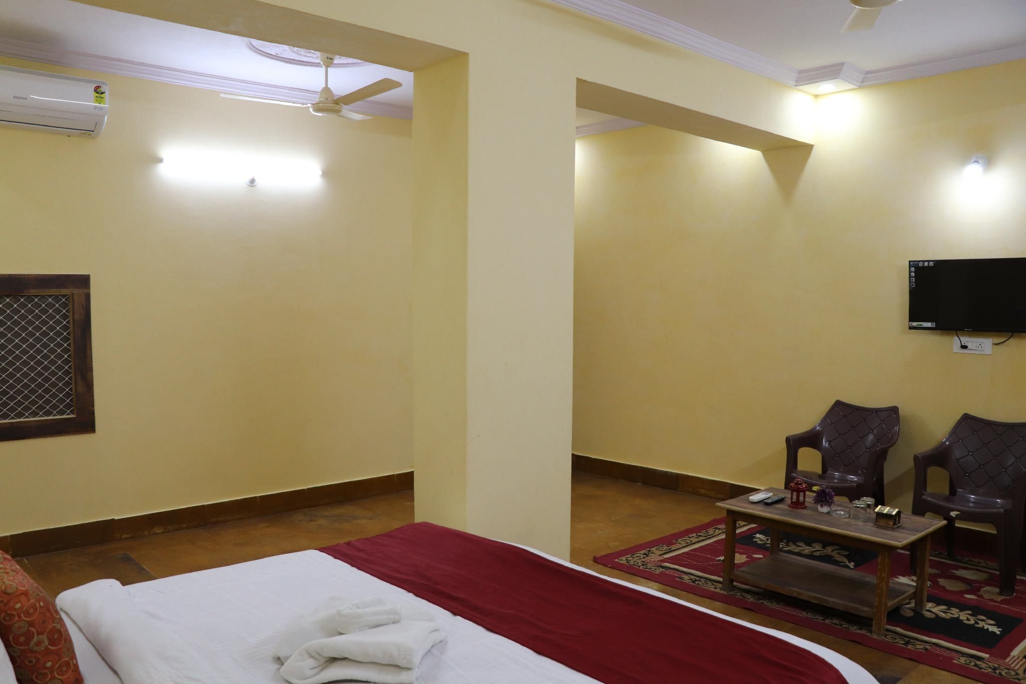 Super Deluxe Room