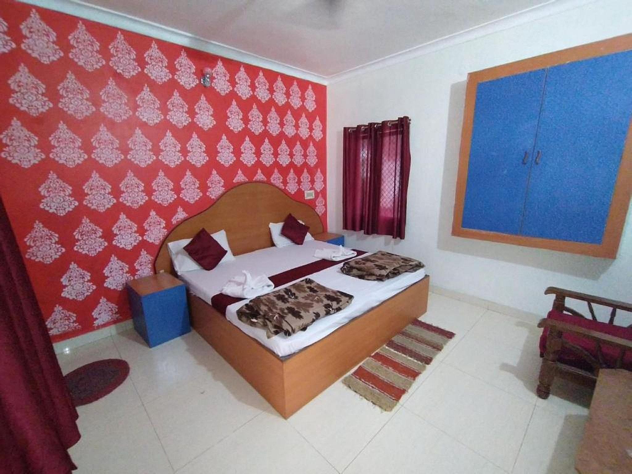 Deluxe Air Conditioning Room