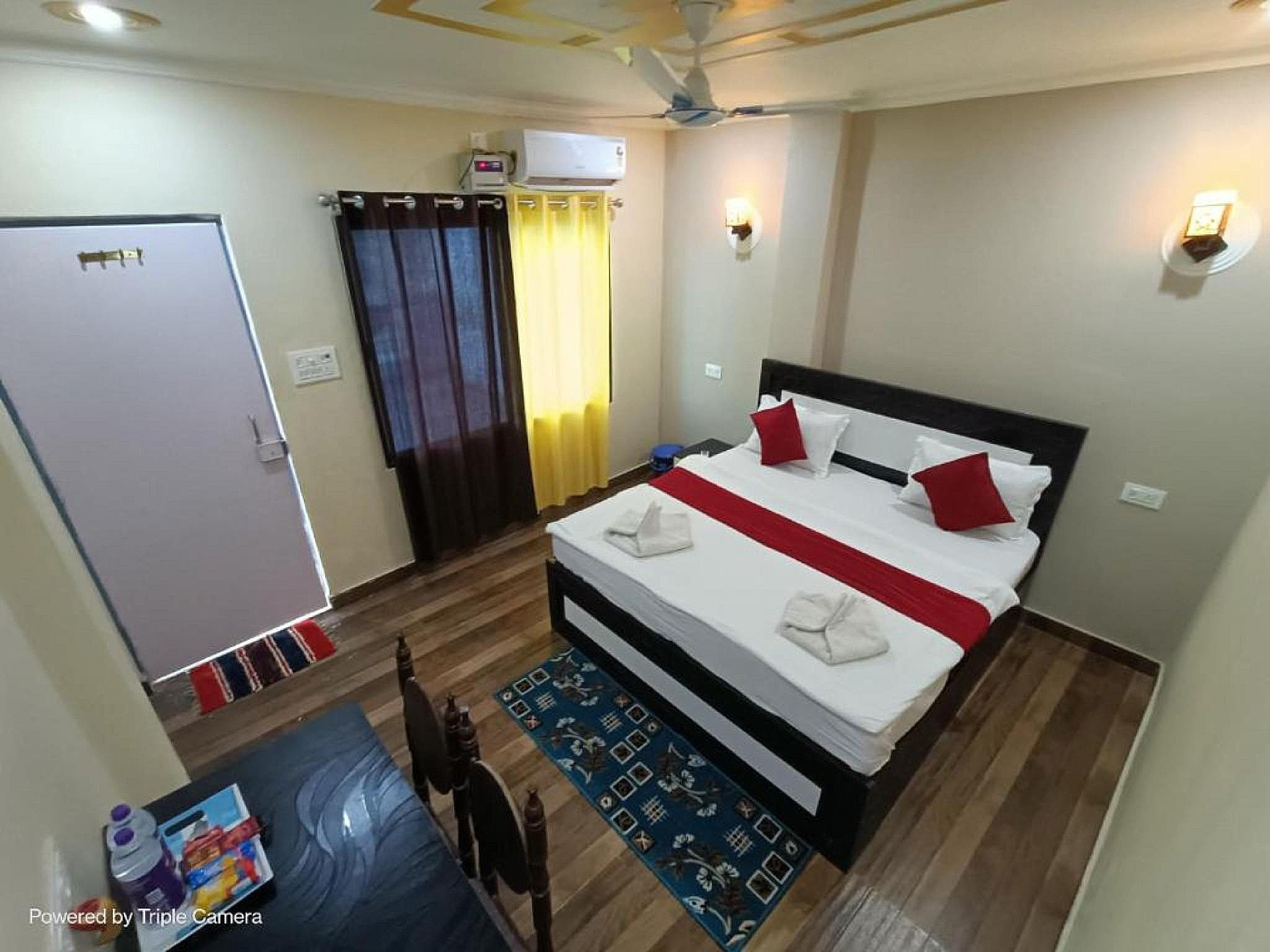 Deluxe Air Conditioning Room