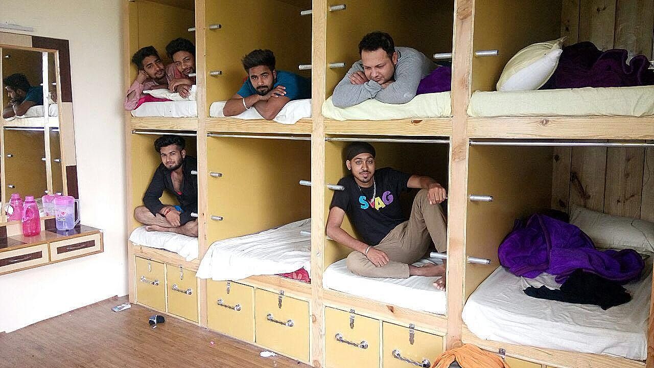 indian backpackers hostel