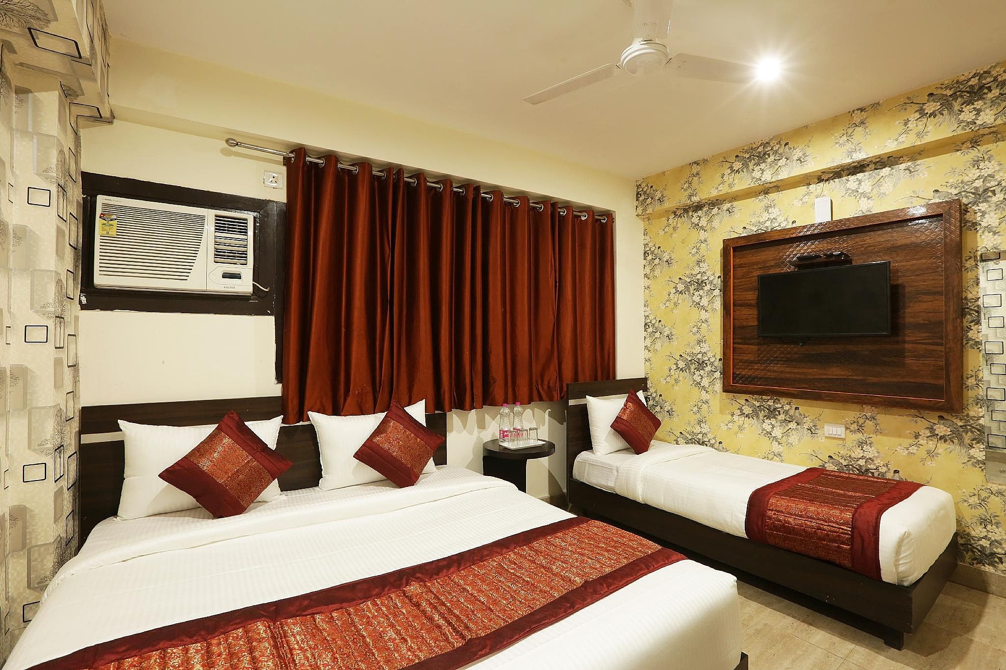 Triple Deluxe Room