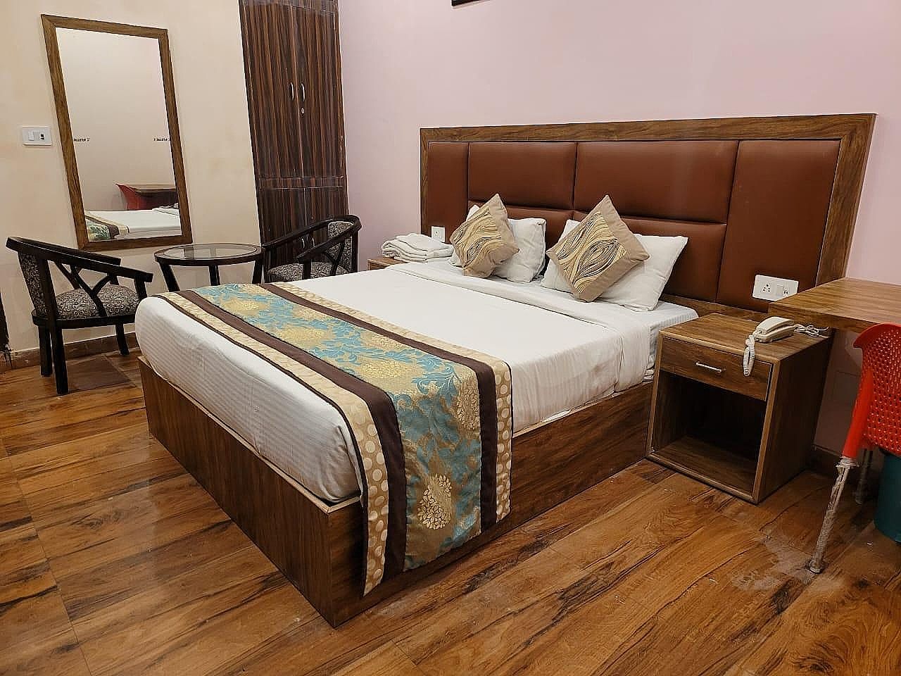 Hotel Stilt Stay Deluxe Double with Balcony 3