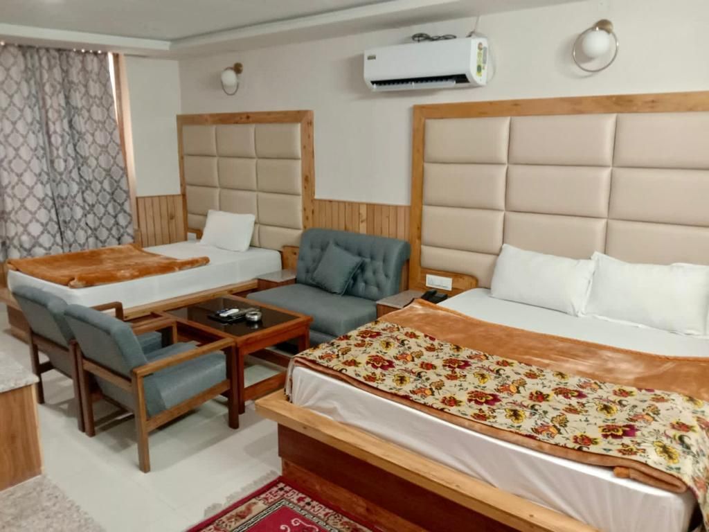 Hotel Malabar Family Room Only 2