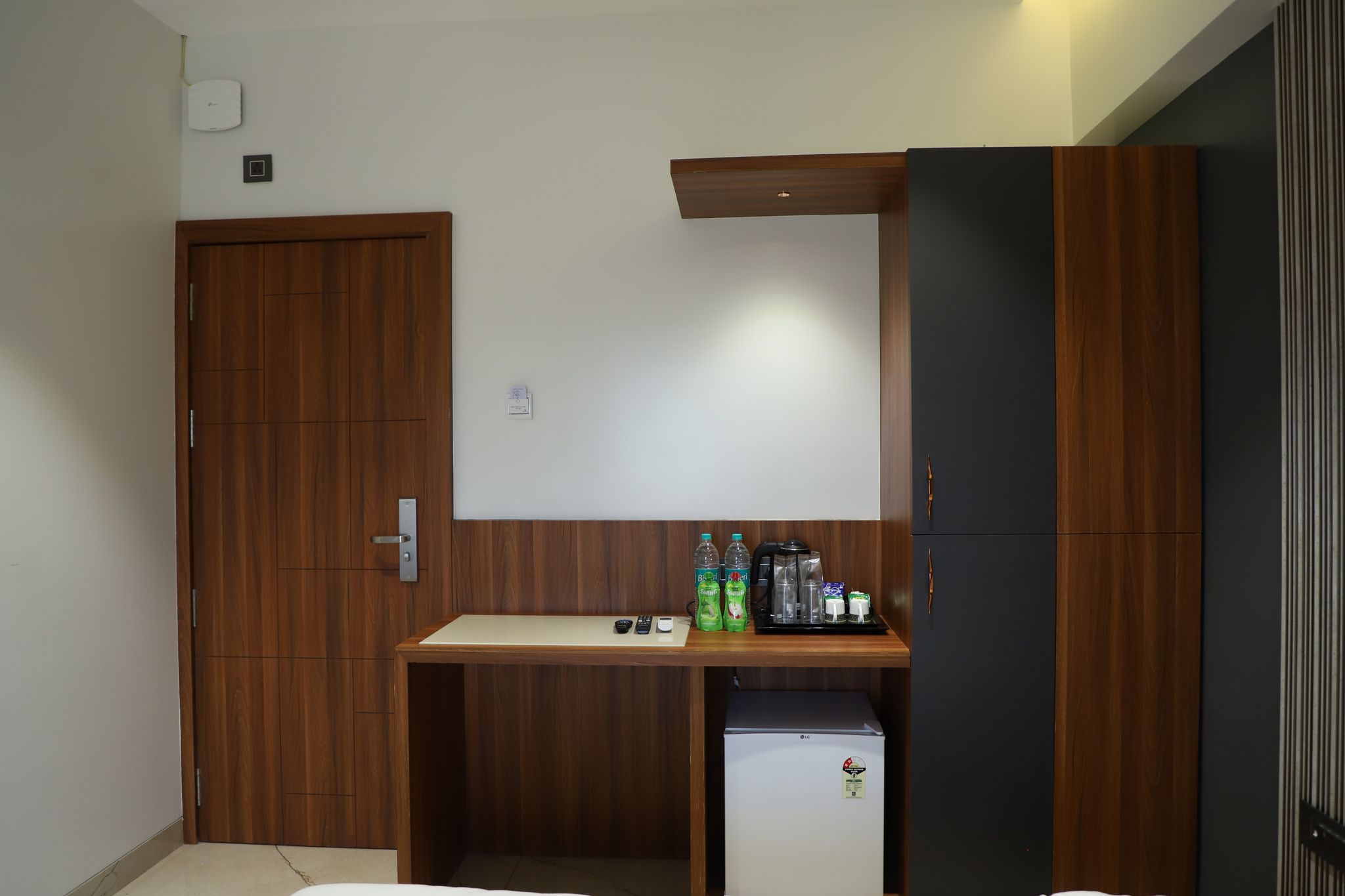 Hotel Florence Nanded Superior Room 4