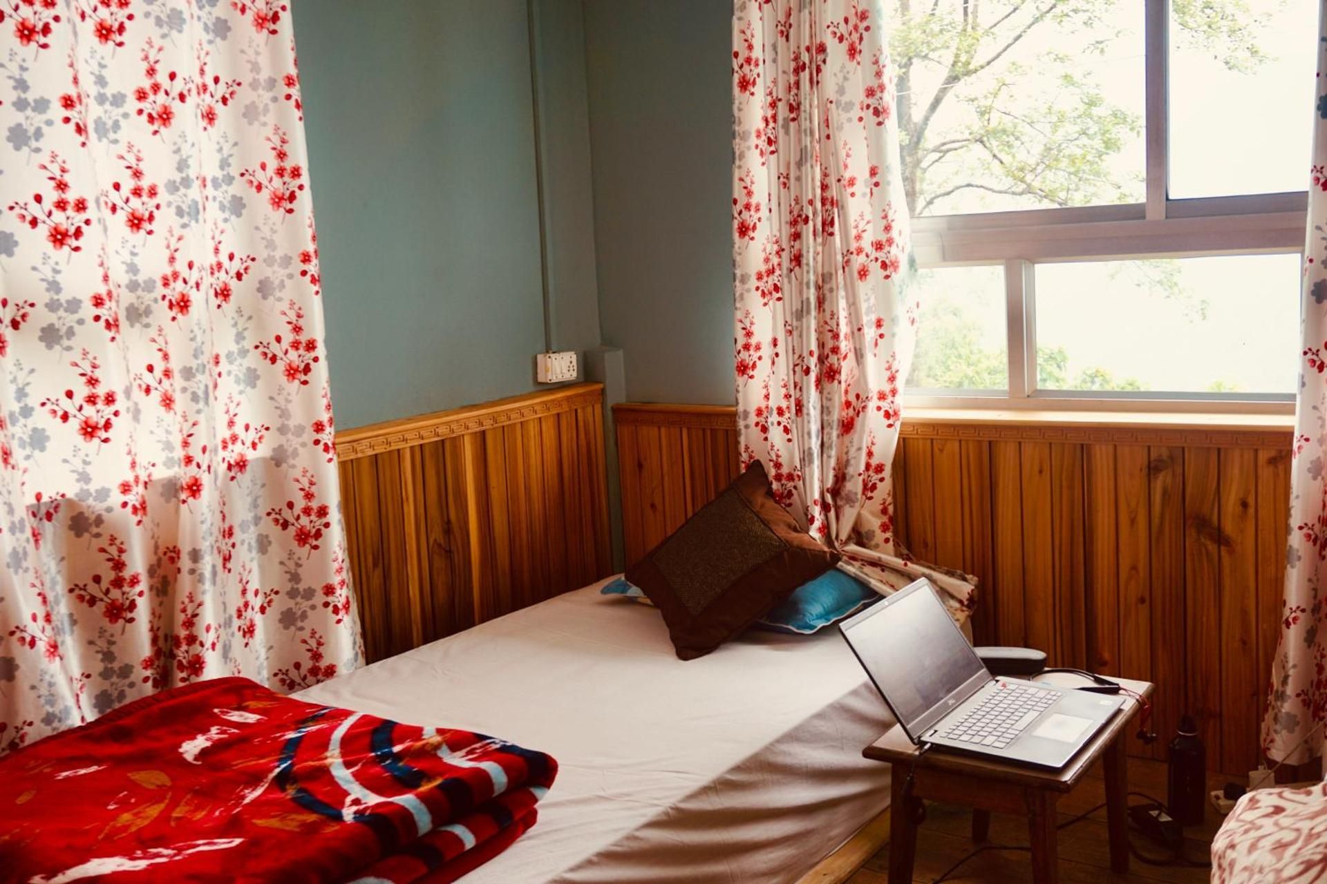 Standard Dormitory Male