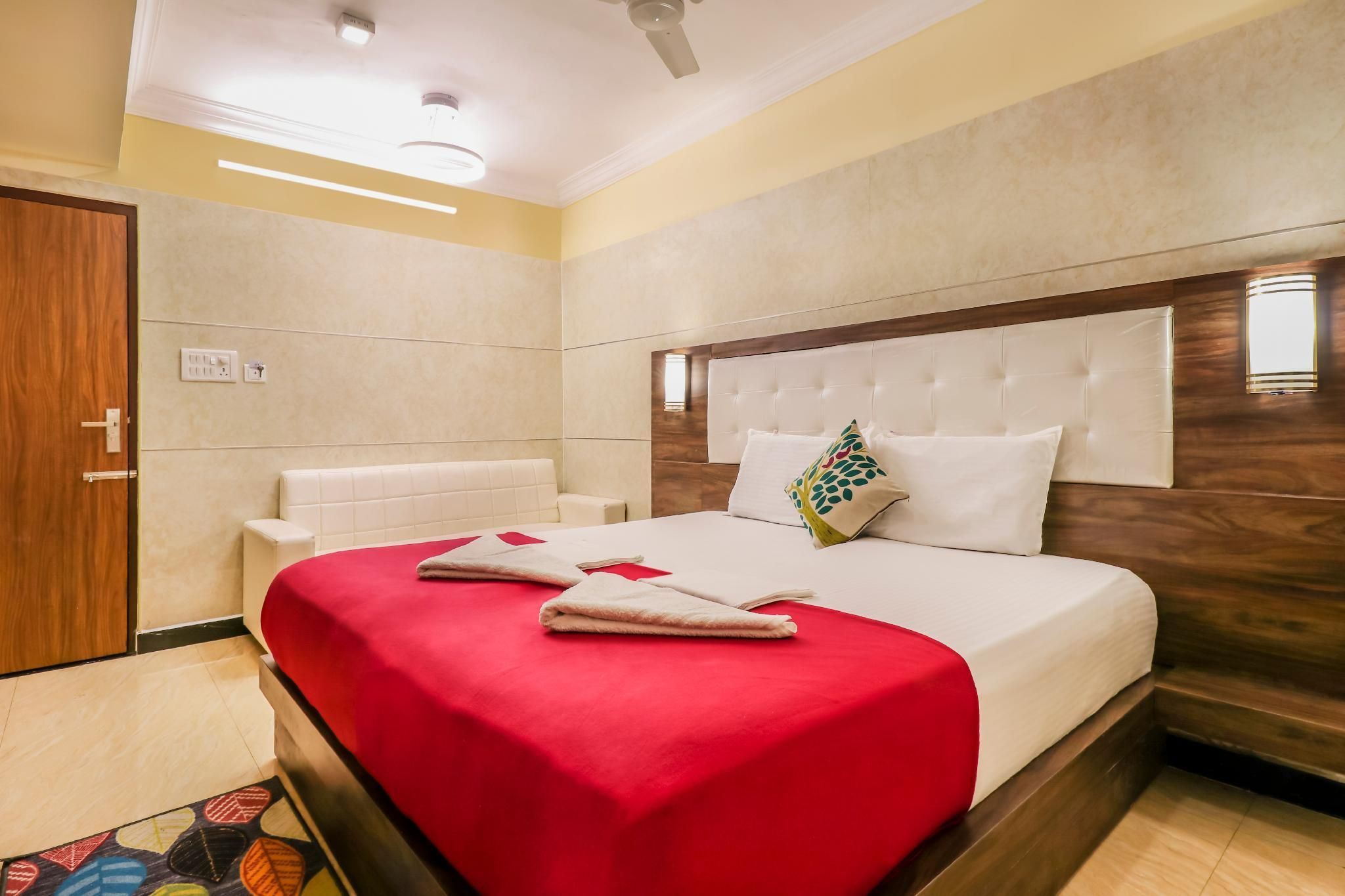 Hotel SSK Grand - Kanchipuram Deluxe Room 3