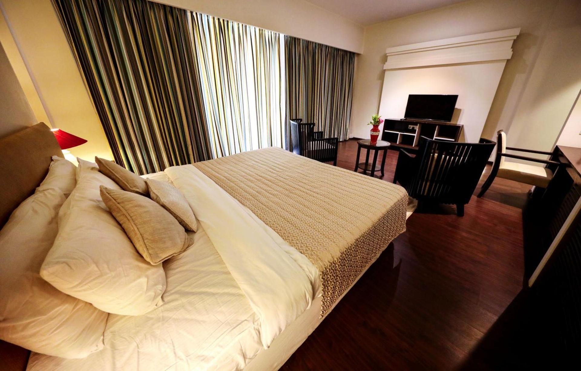 Fern Club Premium Room