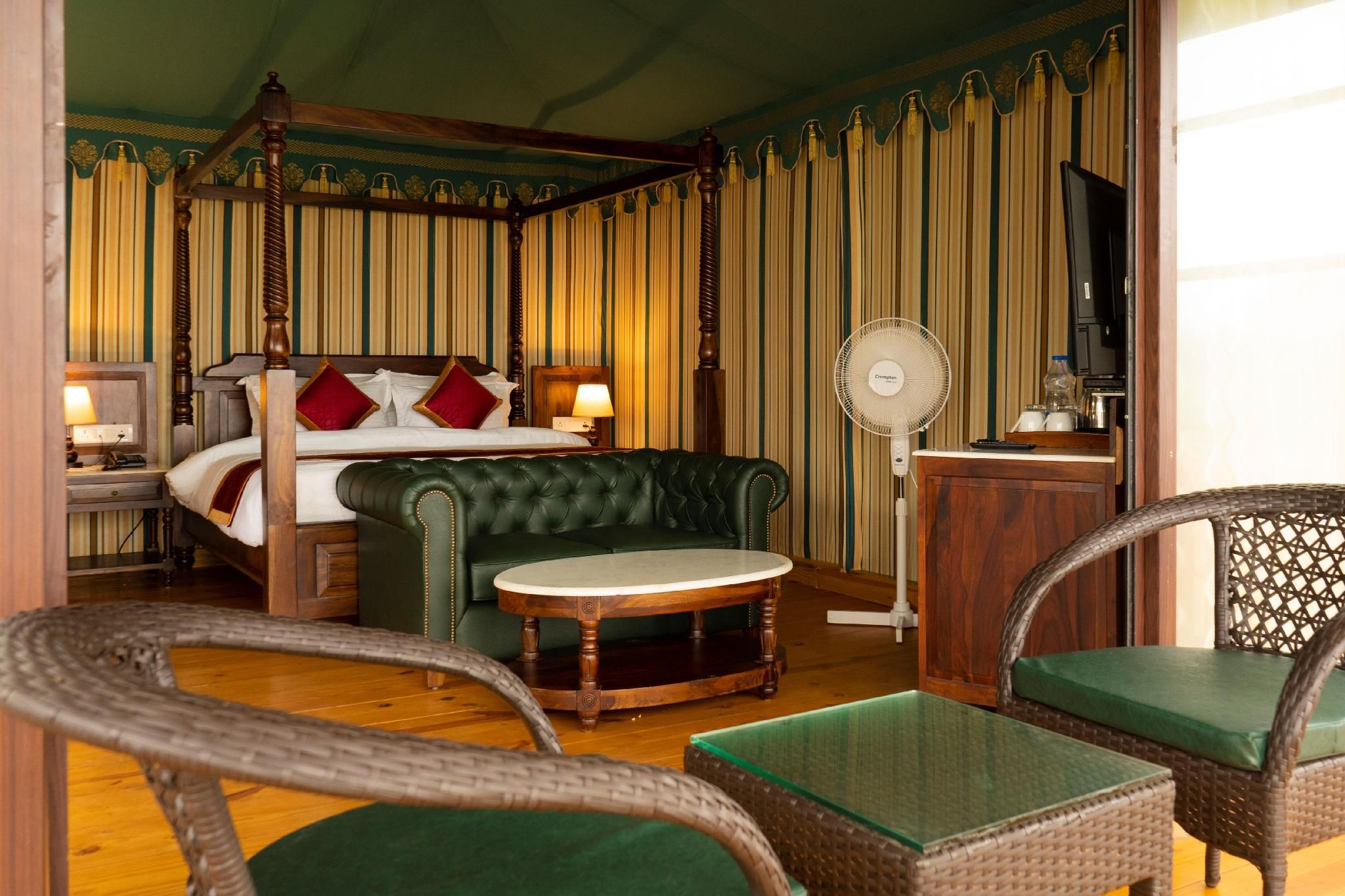 Fern Club Sea View Tent