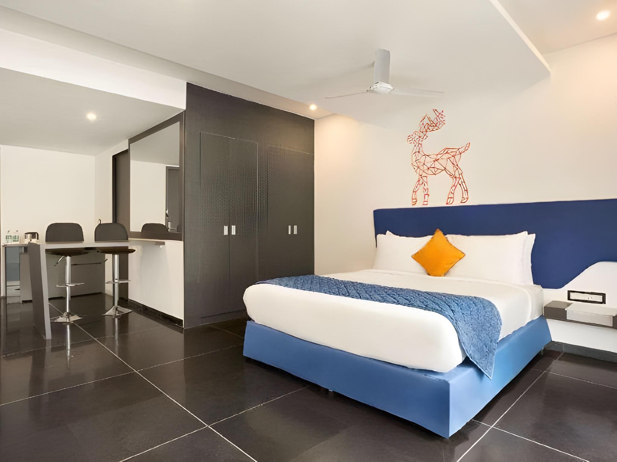 1 Queen Bed, Non-Smoking