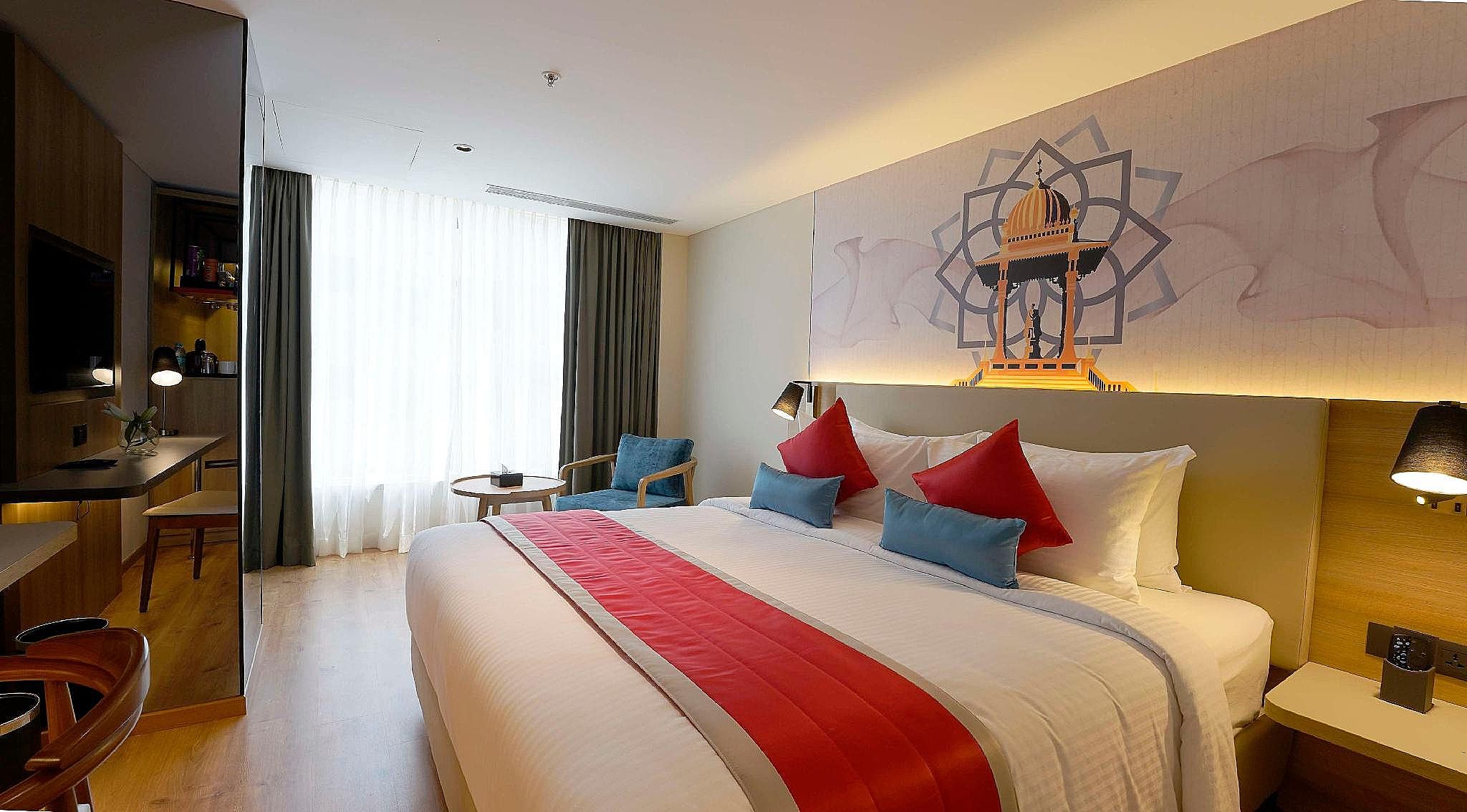 1 King Bed Superior Room Non-Smoking