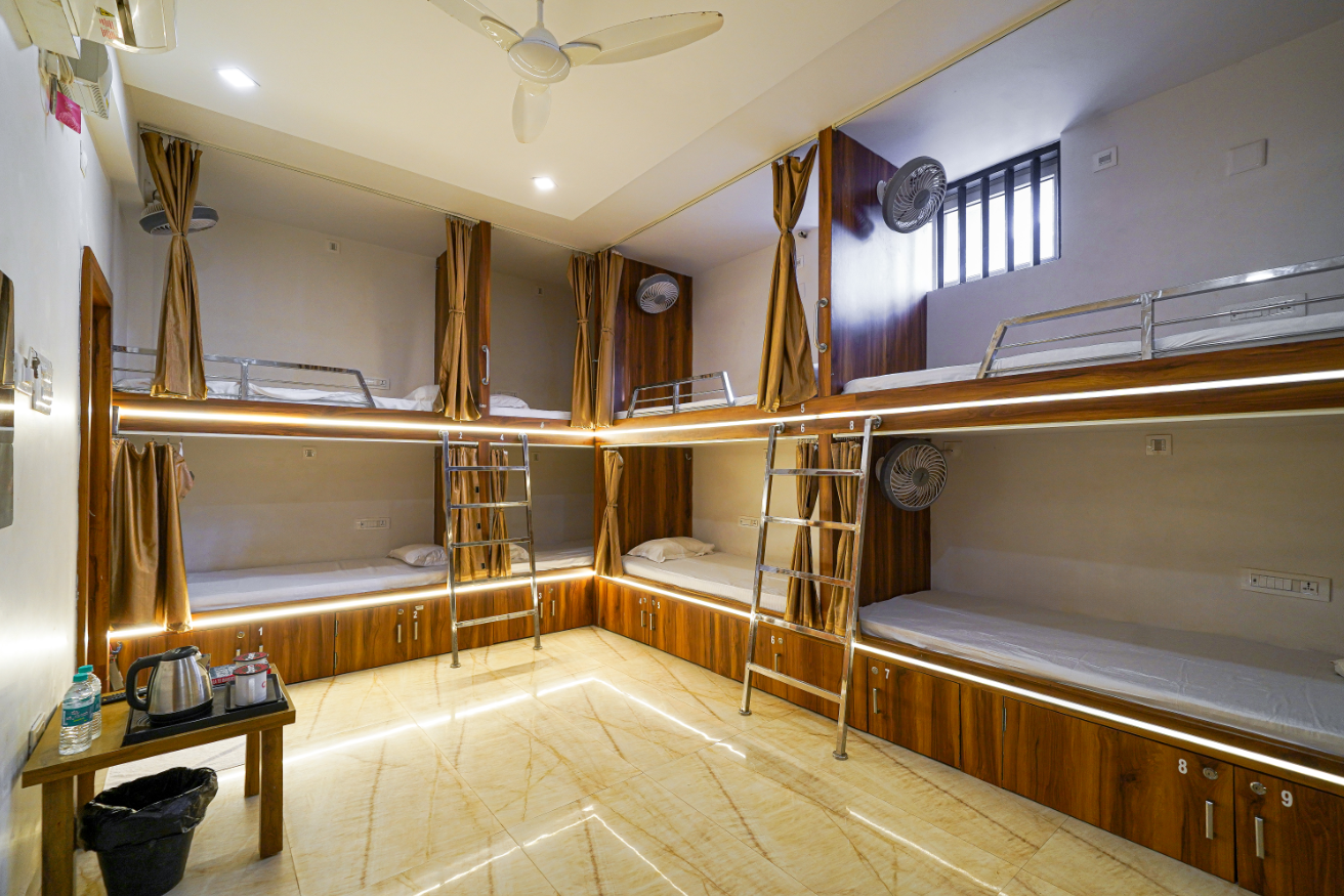 Group Stay 12 pax AC room