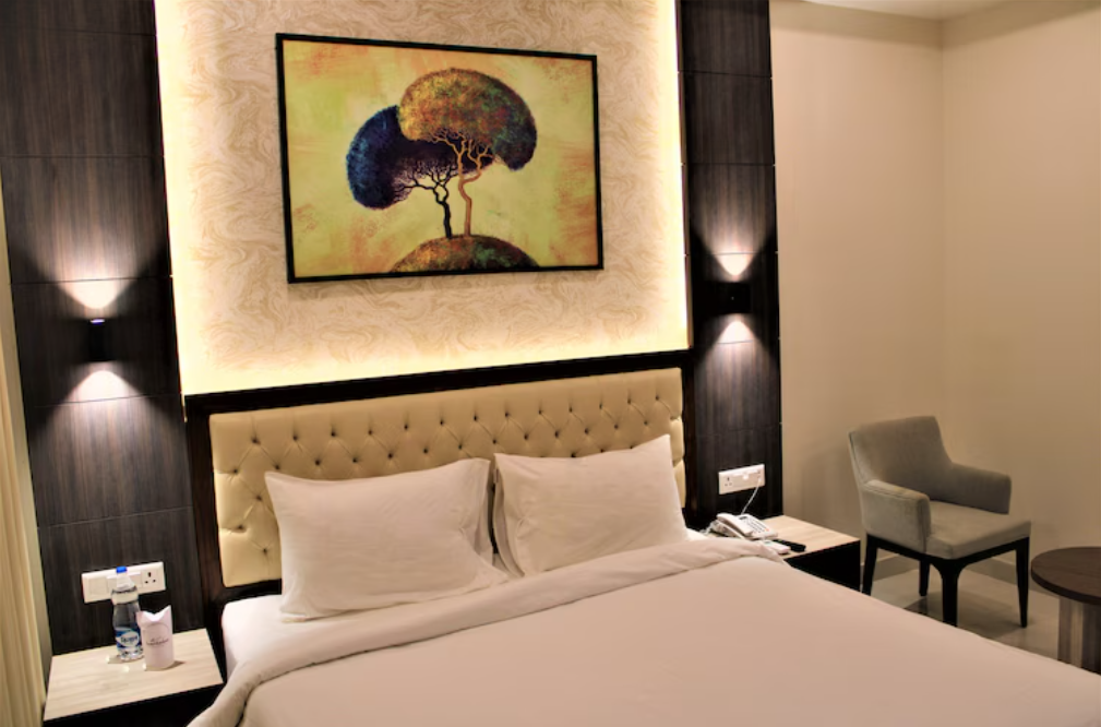 Sambhabana Hotel & Suites DELUXE