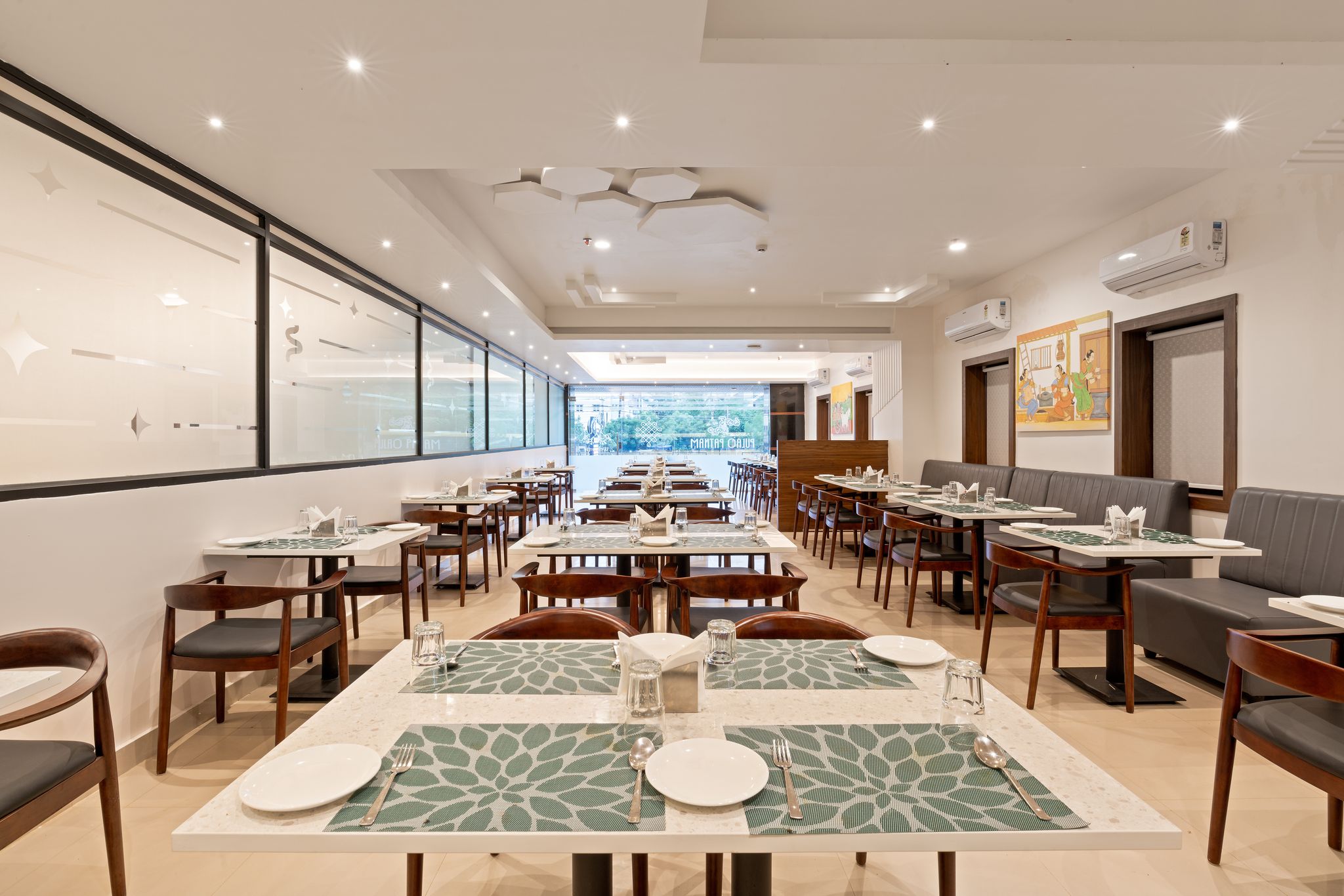 Food & Dining