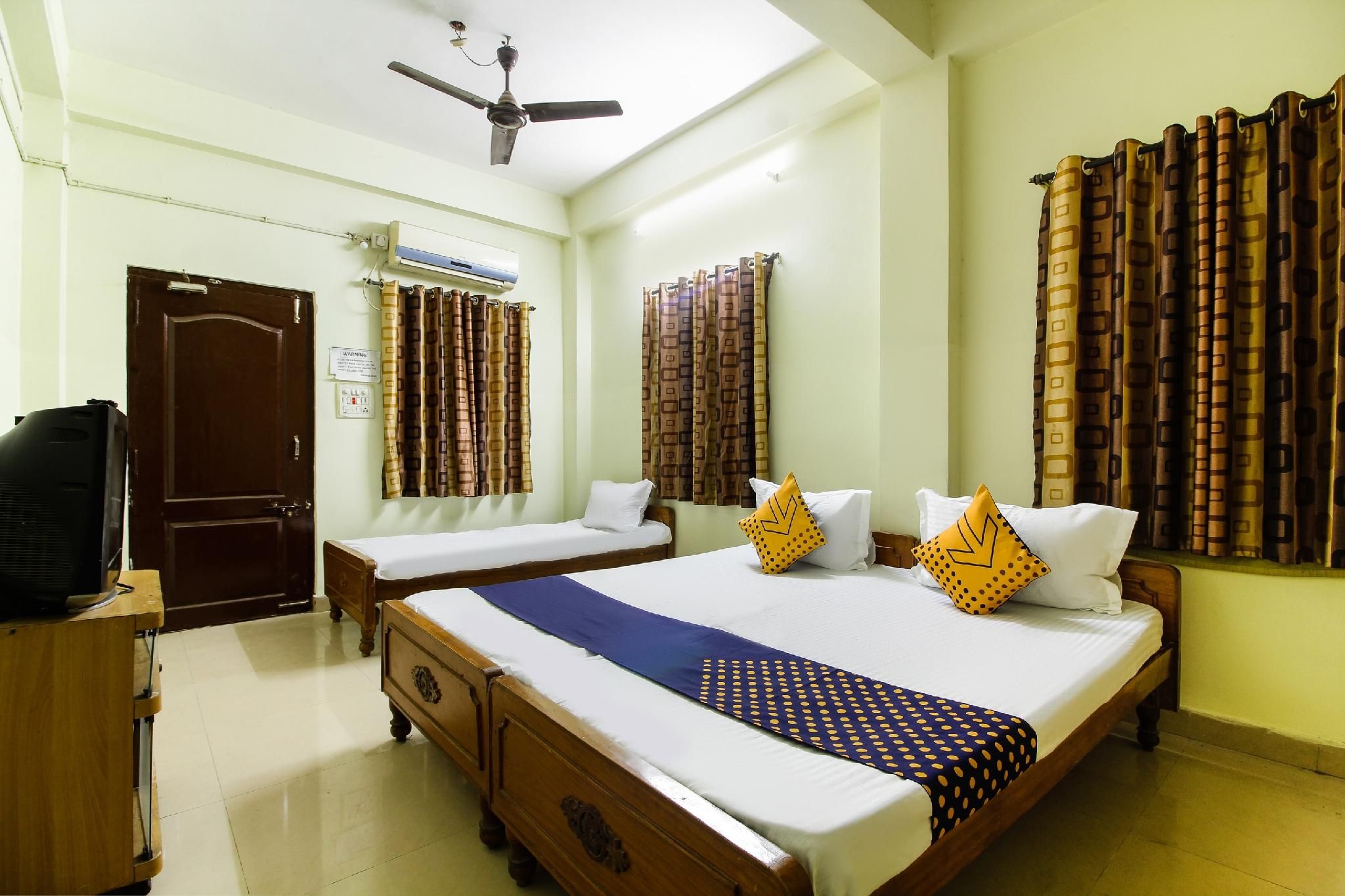 SPOT ON Basic Room