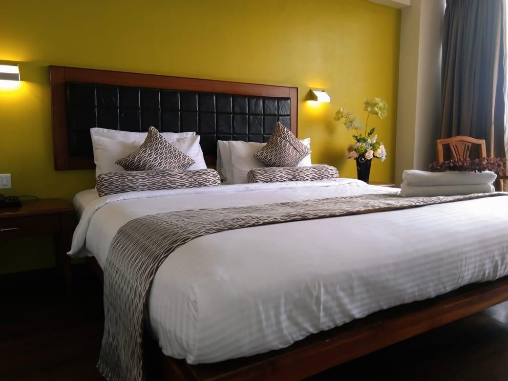 Krishna Inn Executive Deluxe King Room 2