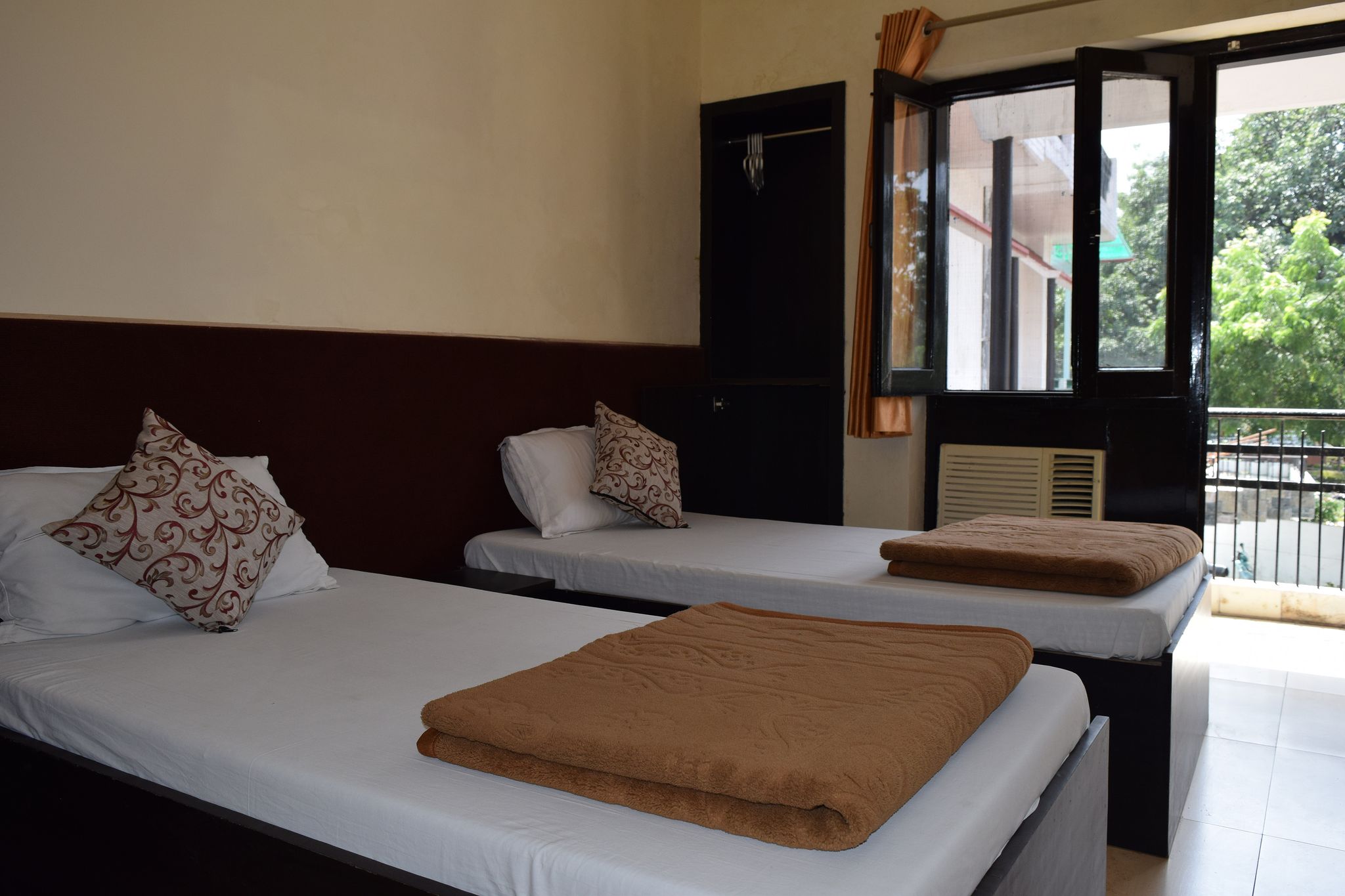 Deluxe With Balcony