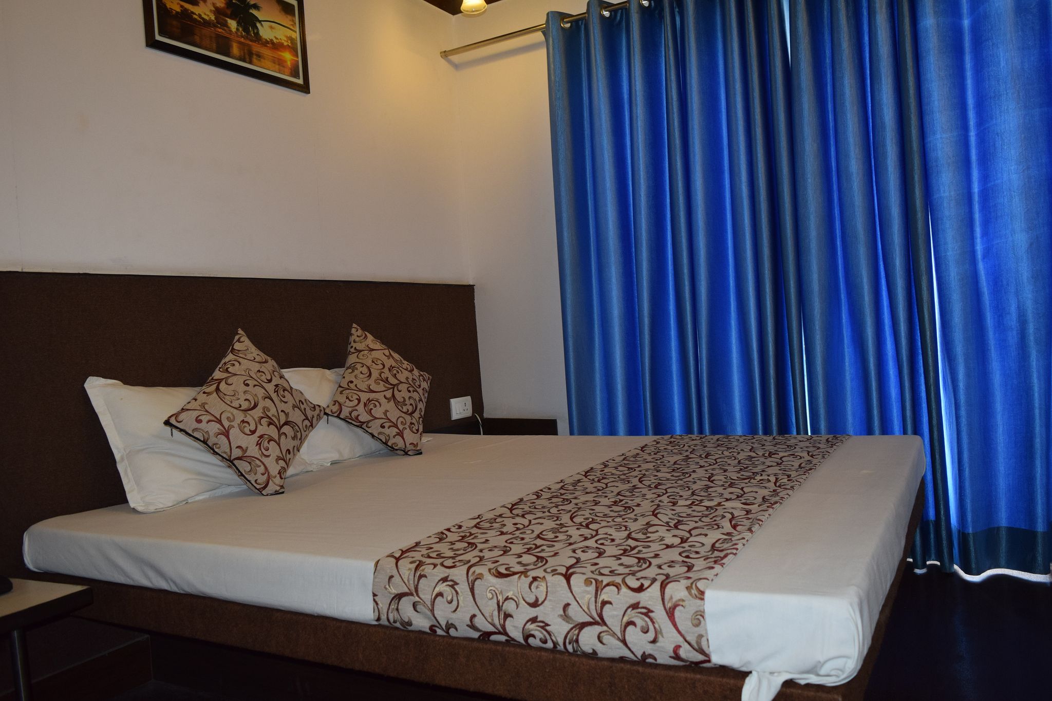 Supreme Room