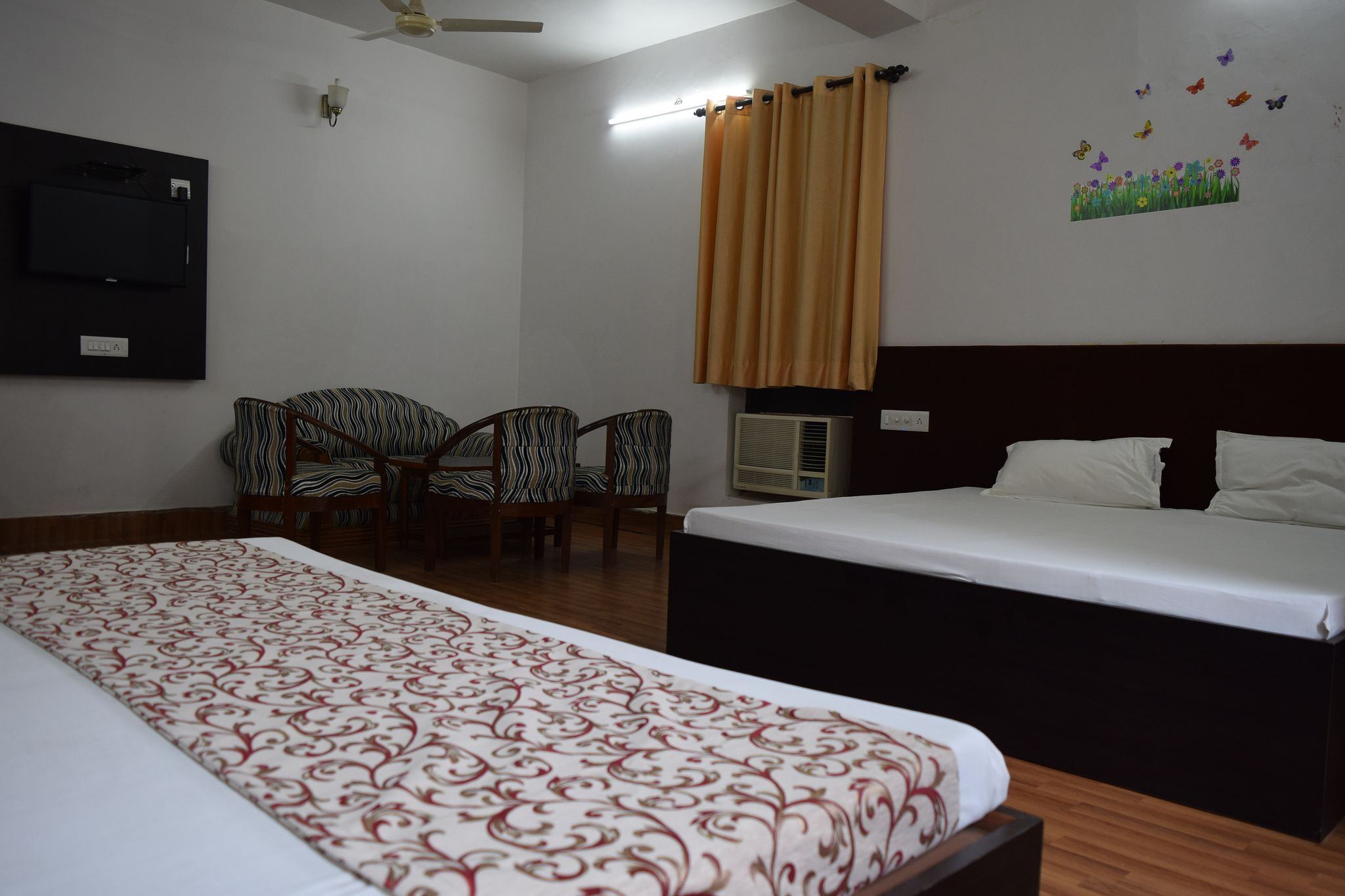 Family Suite Quad