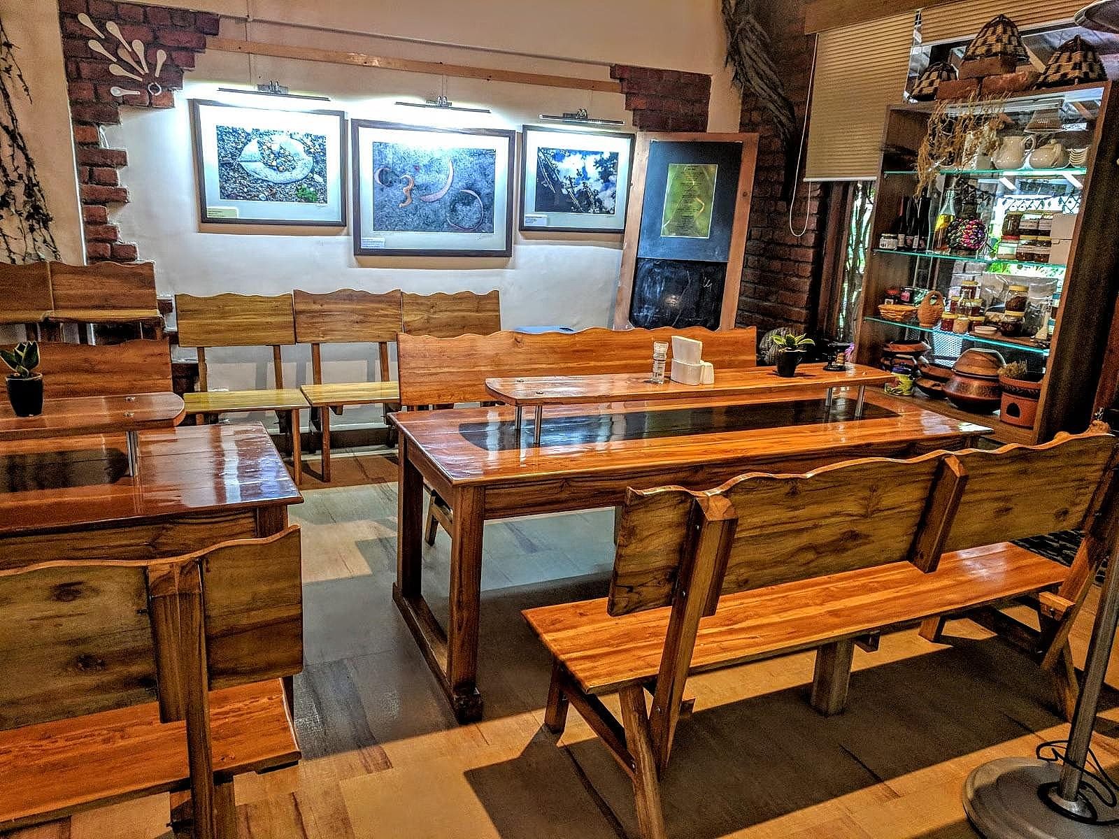 Food & Dining
