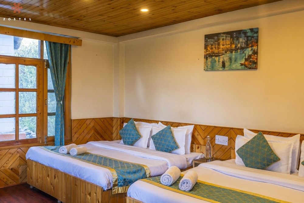 Zostel Old Manali Deluxe Private Cottage