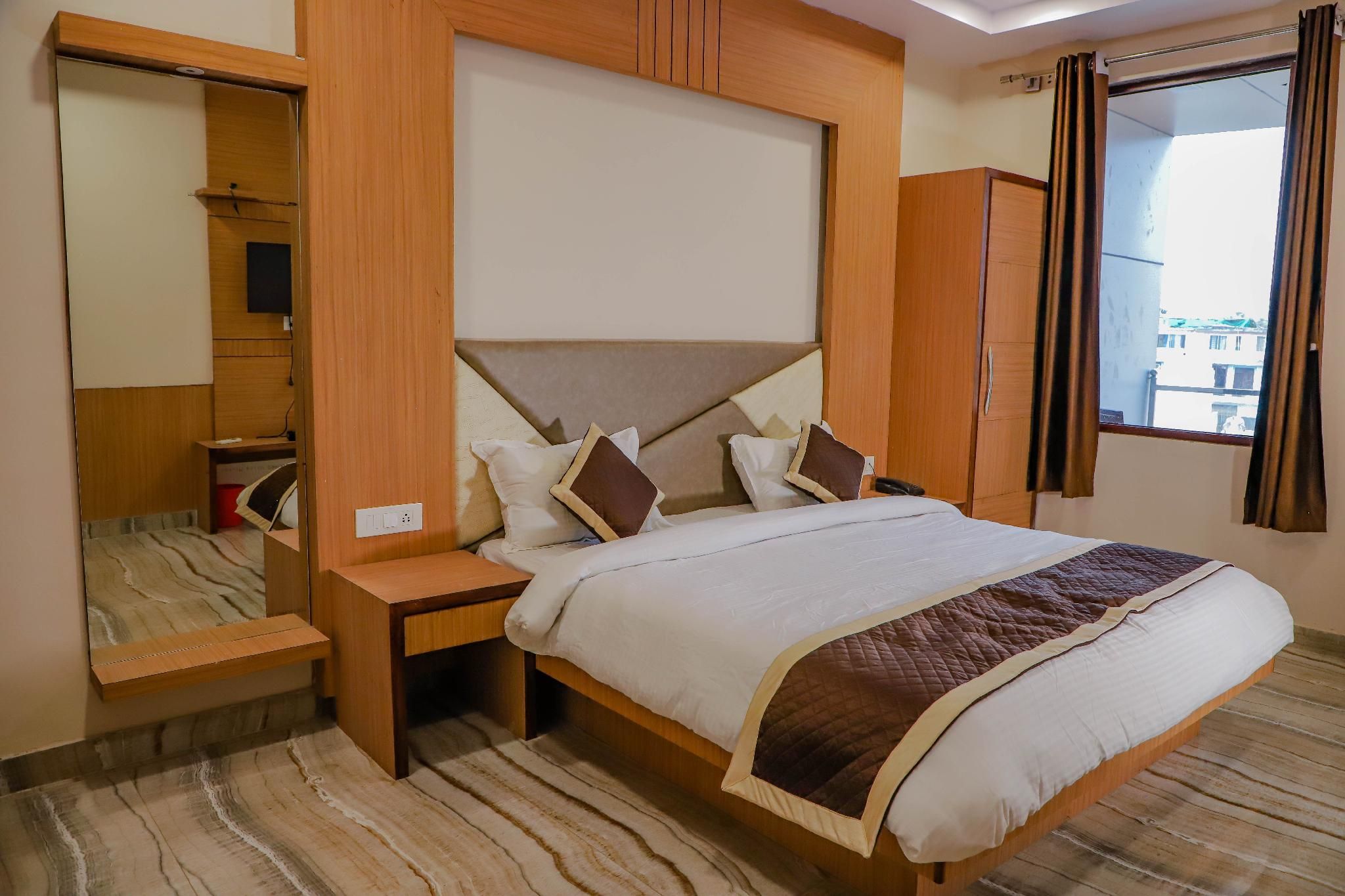 Double Room with Balcony