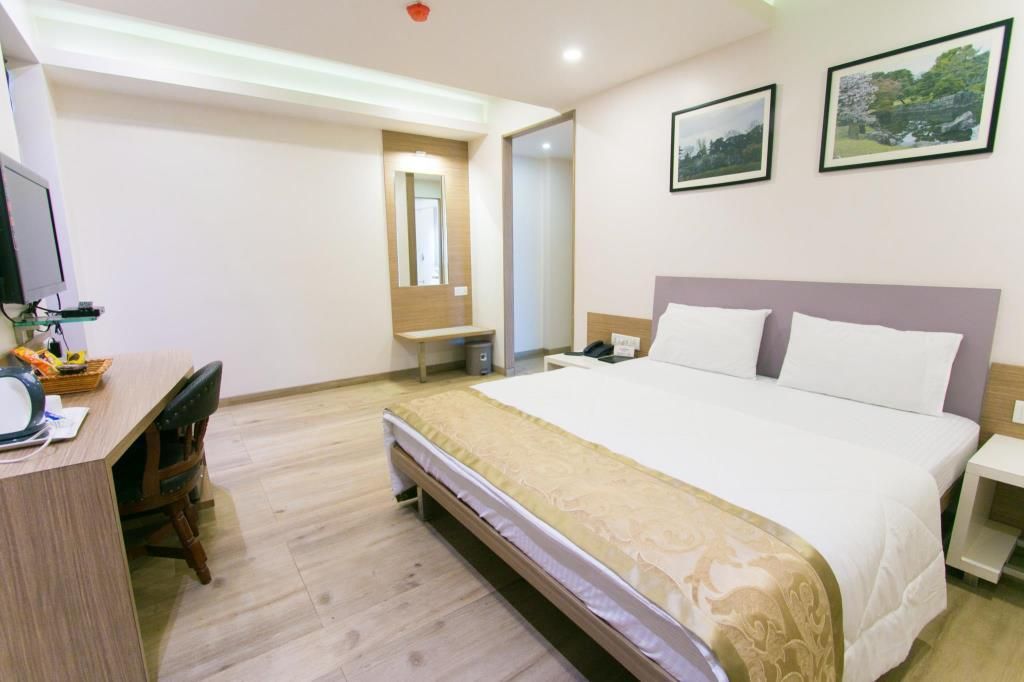 Executive King or Twin