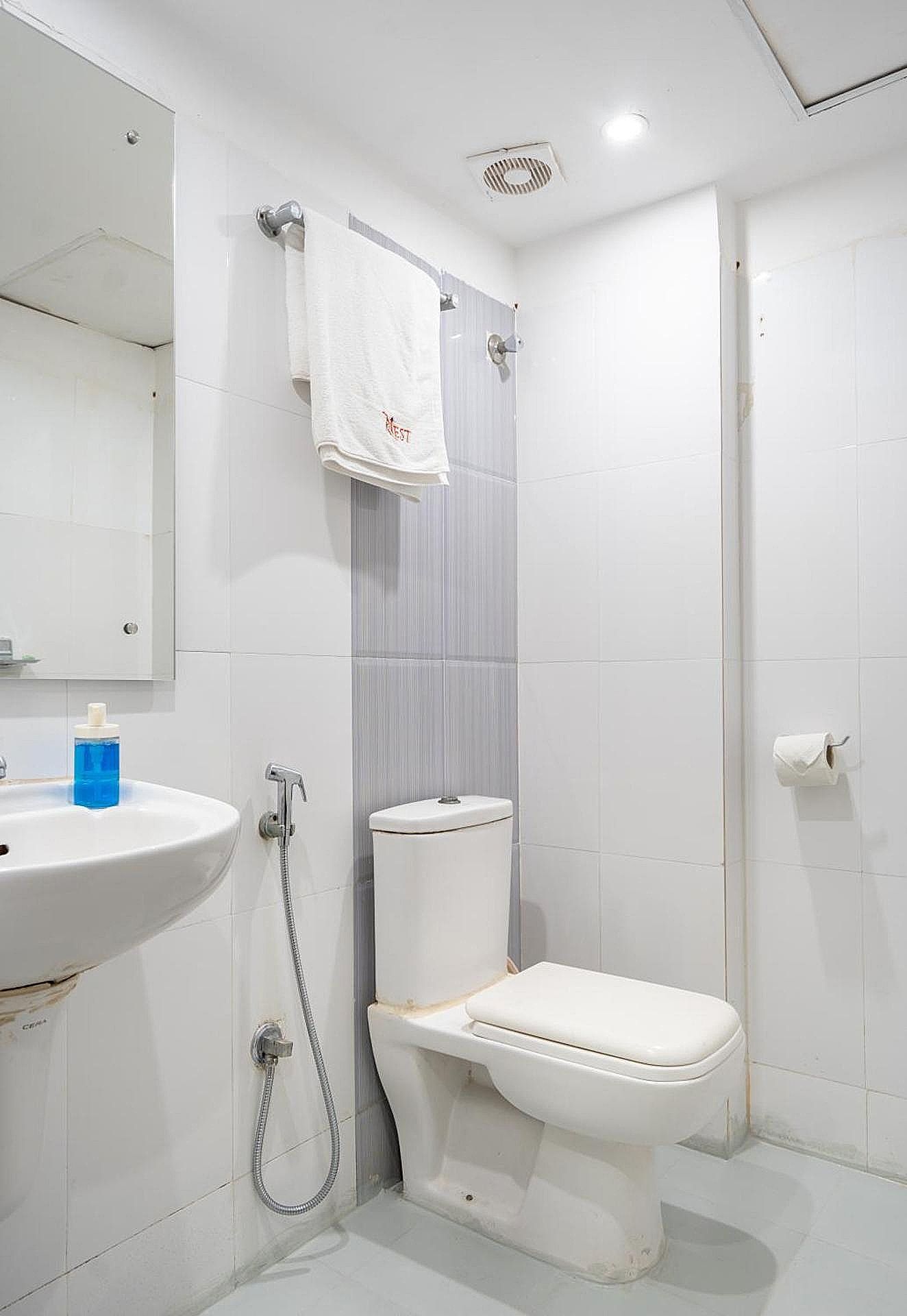 Hotel Marigold Atnest Gachibowli - A Business Hotel Twin Room 3