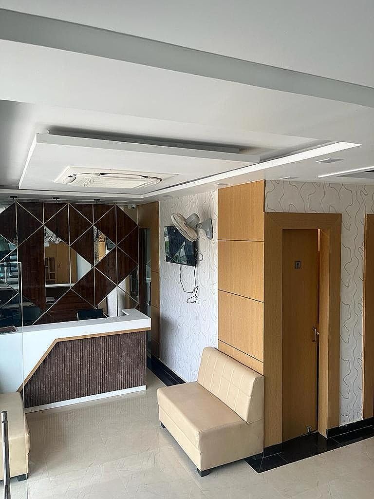 Hotel Royal Casa Lucknow Deluxe Room 6