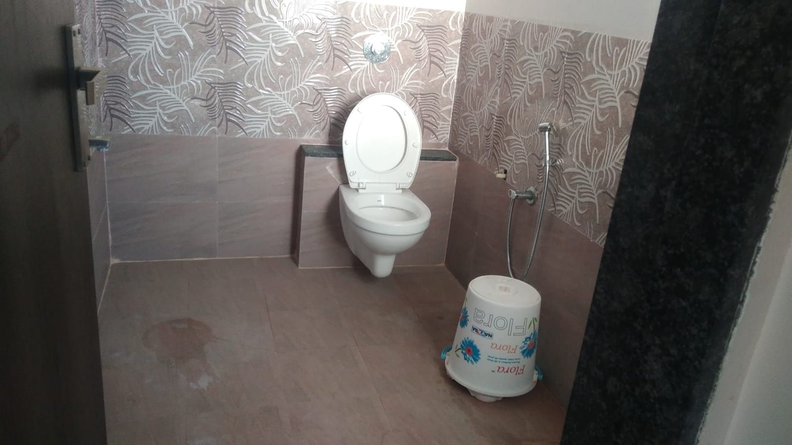 HOTEL HARIRAM TOWER AC PREMIUM ROOM 3