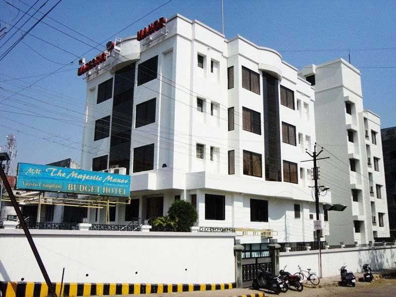 undefined The Majestic Manor 8