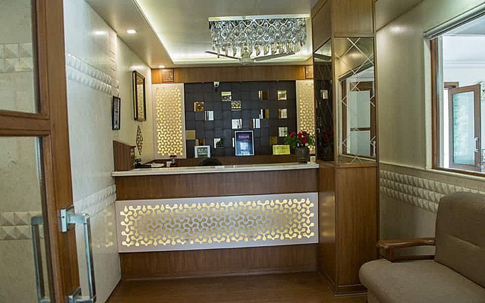 undefined The Majestic Manor 2