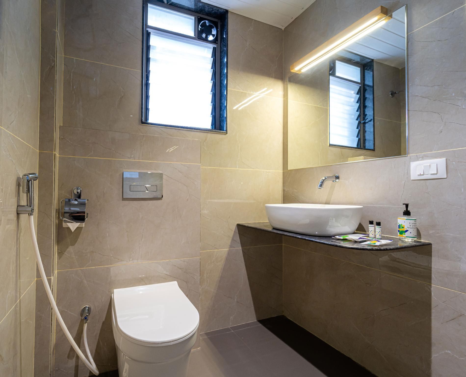 Treebo Kaveri Deluxe Double Room 3