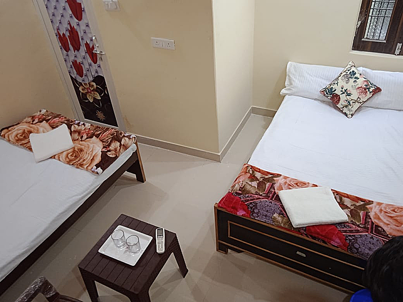 Double Bed NON AC